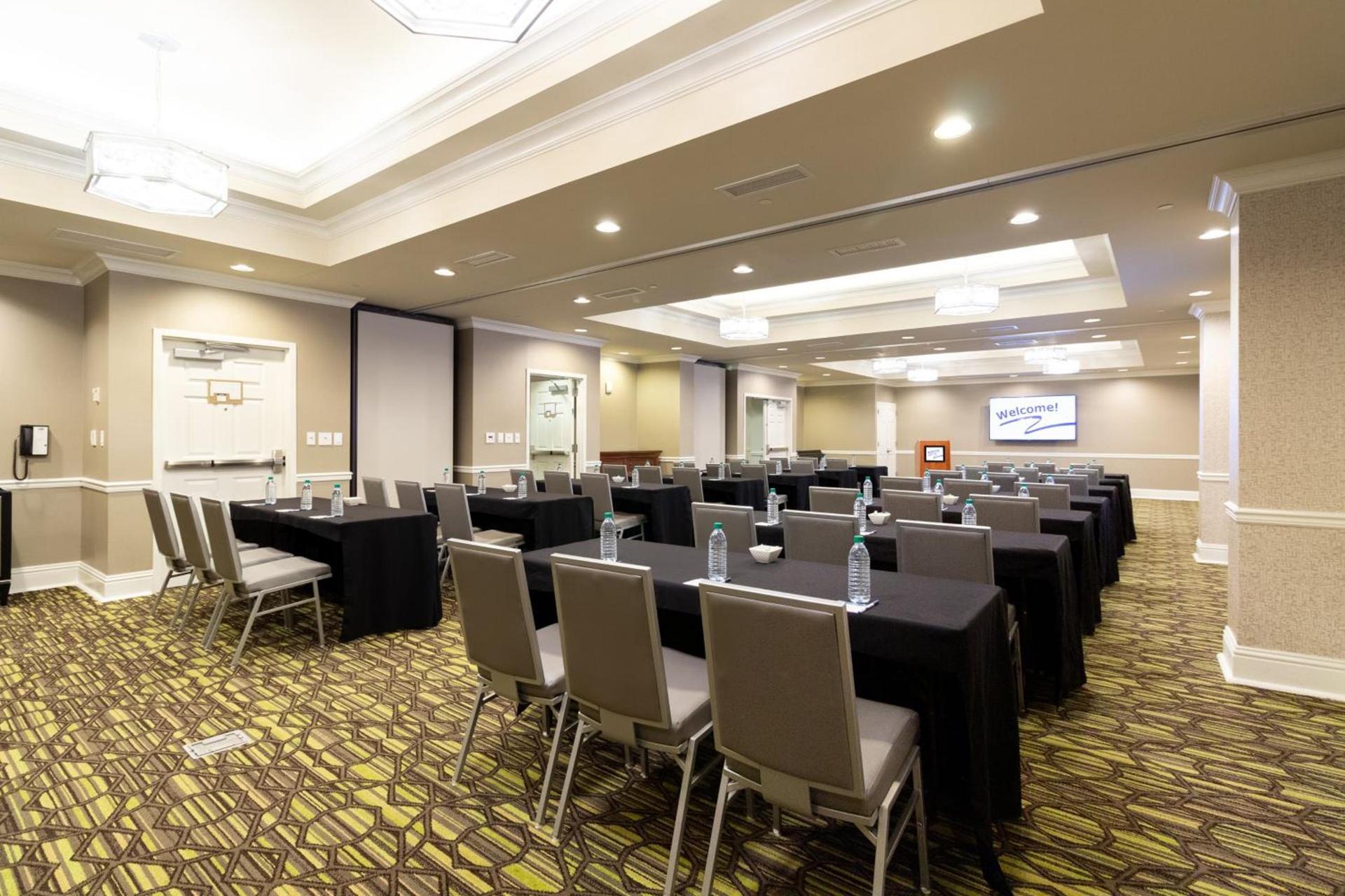 Holiday Inn Express Savannah - Historic District photo 28
