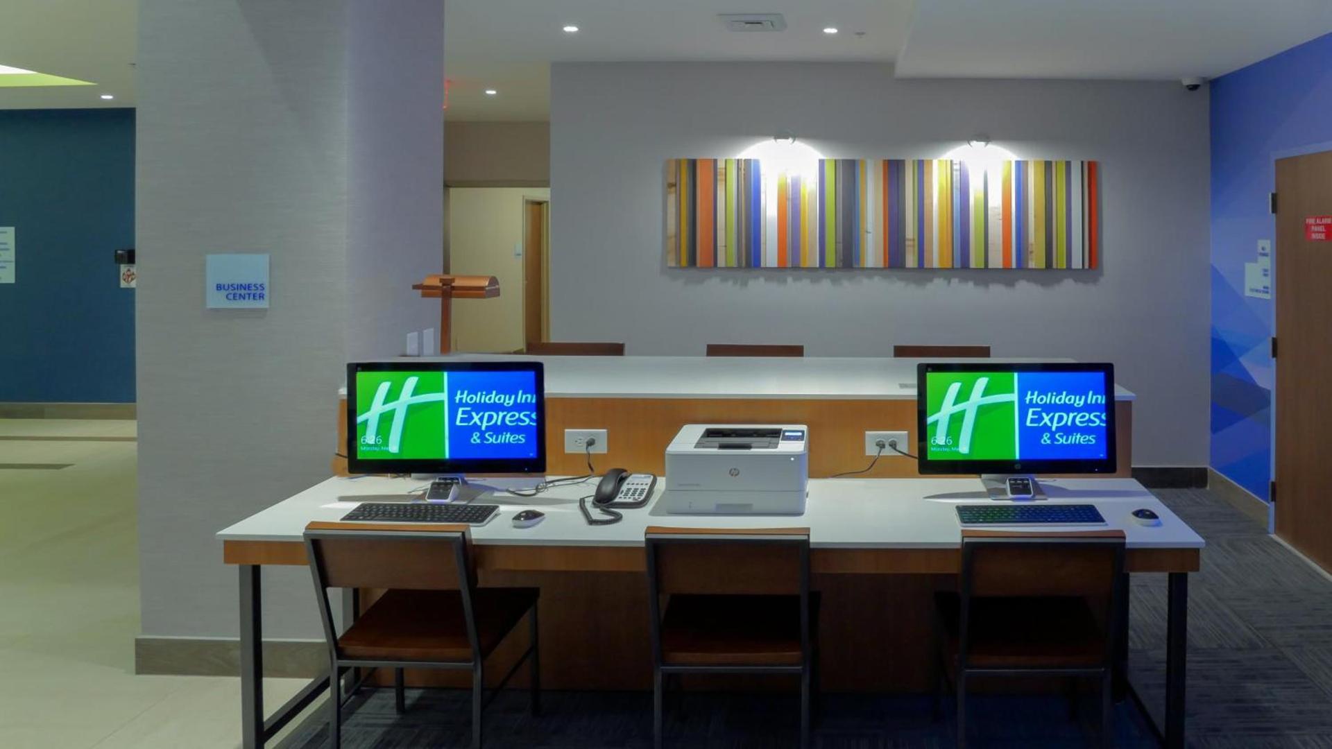 Holiday Inn Express & Suites Miami Airport East by IHG photo 4