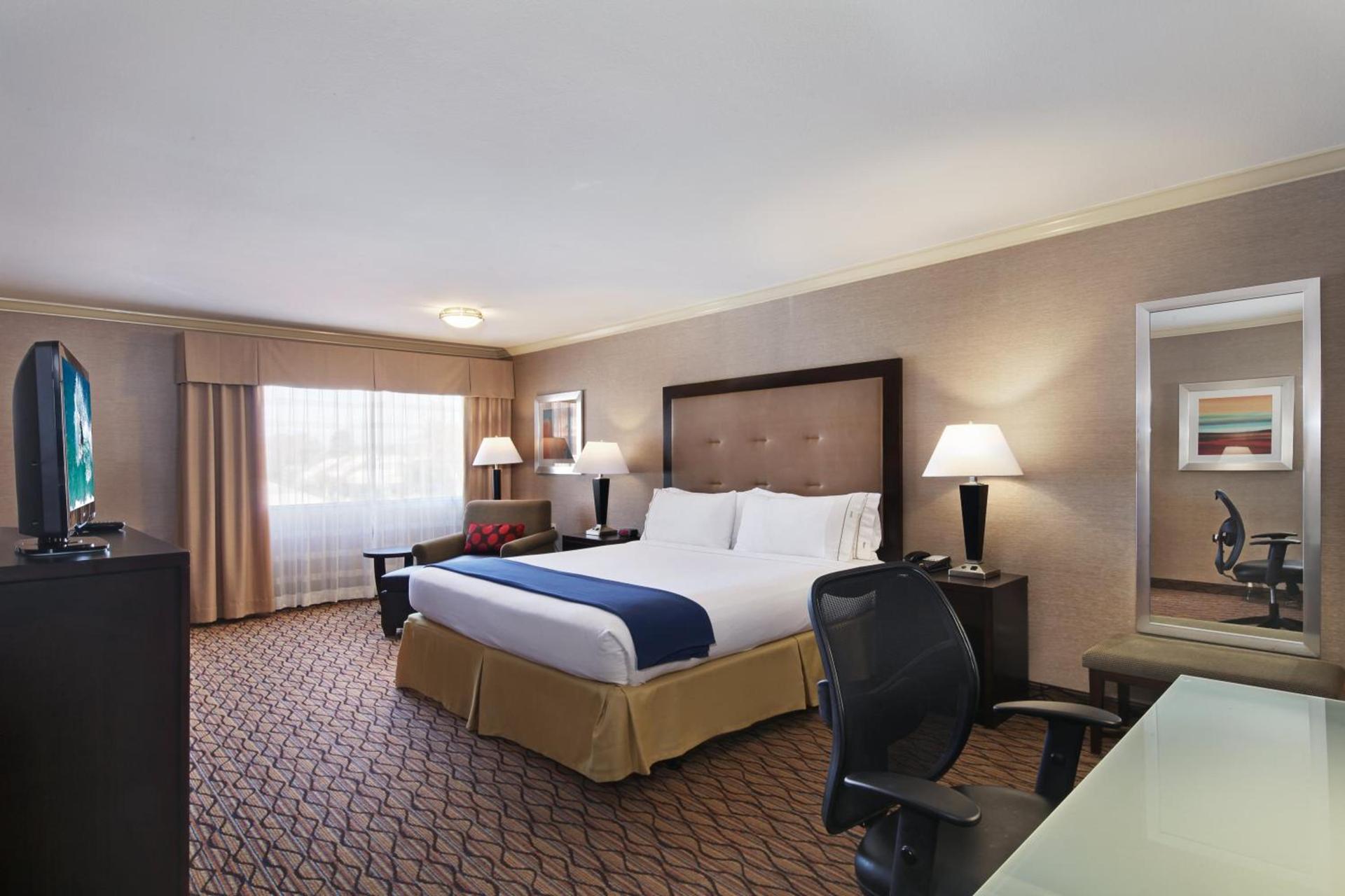 Holiday Inn Express Port Hueneme by IHG photo 23