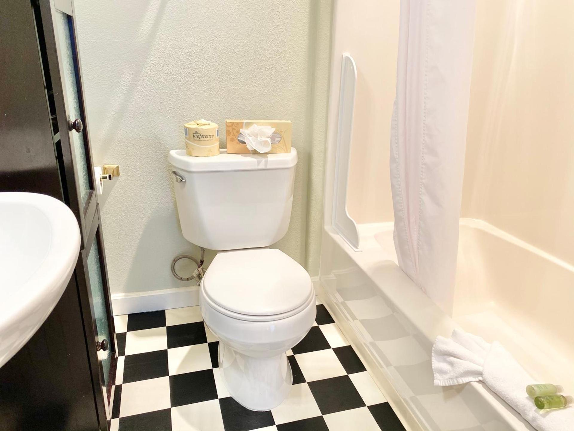 Gilbert Inn Seaside photo 9