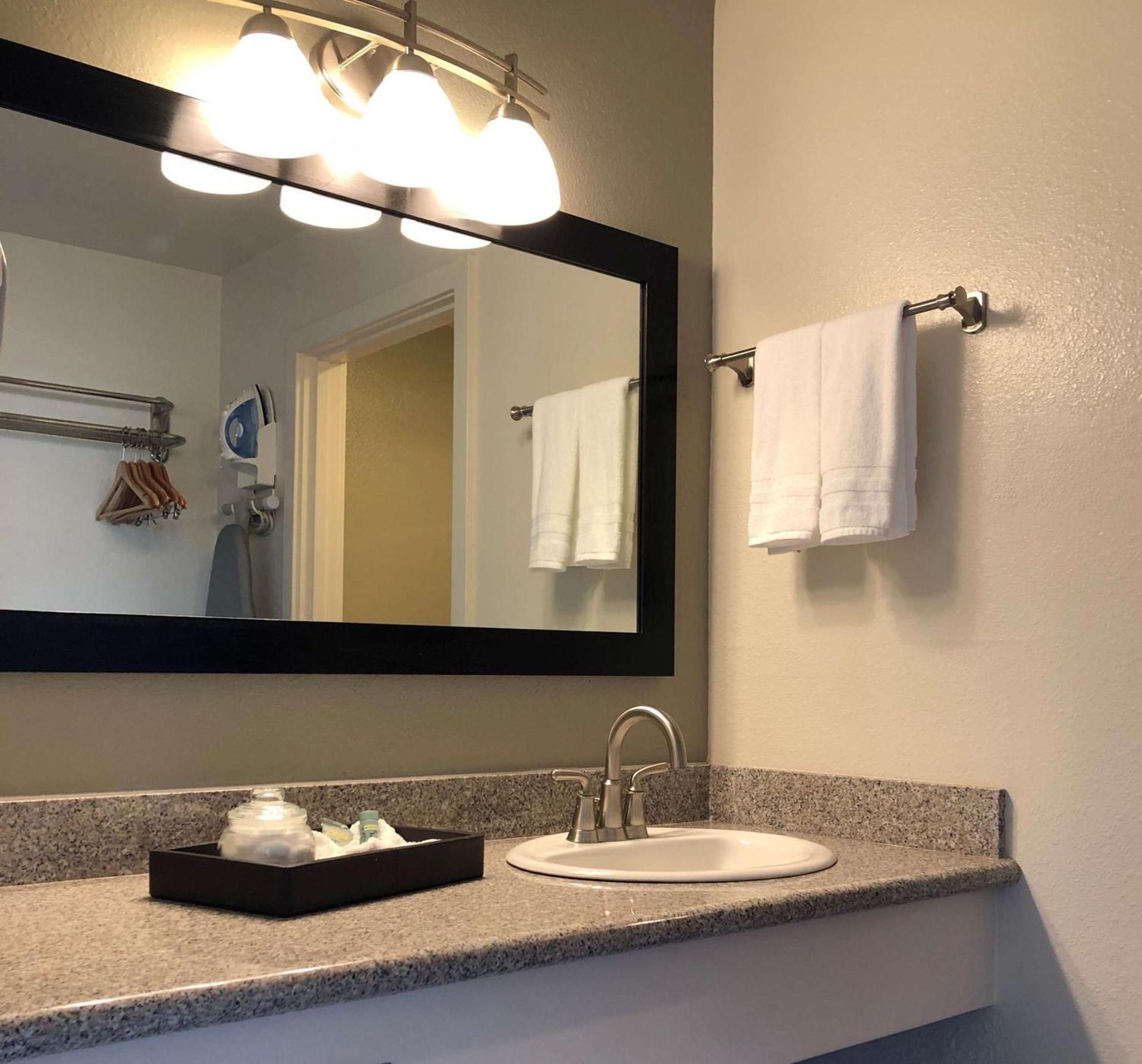 SureStay Plus Hotel by Best Western Gold Beach photo 17