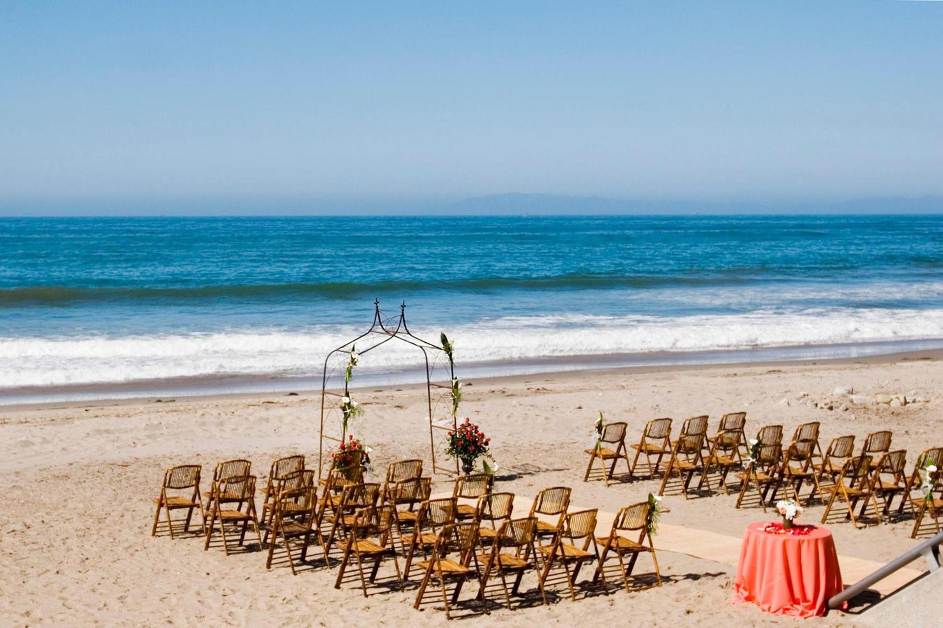 Crowne Plaza Ventura Beach by IHG photo 36