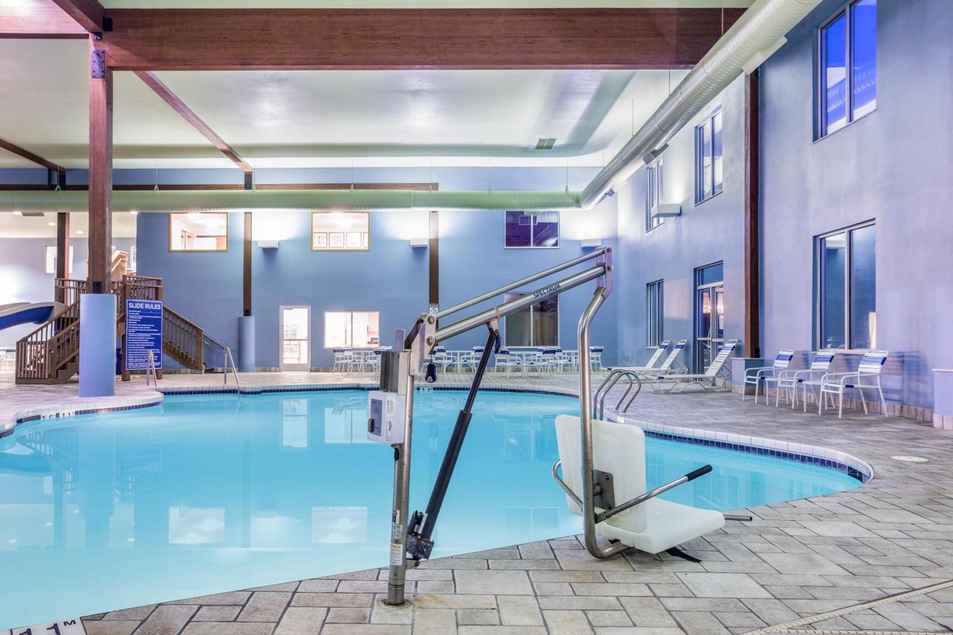 Holiday Inn Express Wisconsin Dells by IHG photo 28