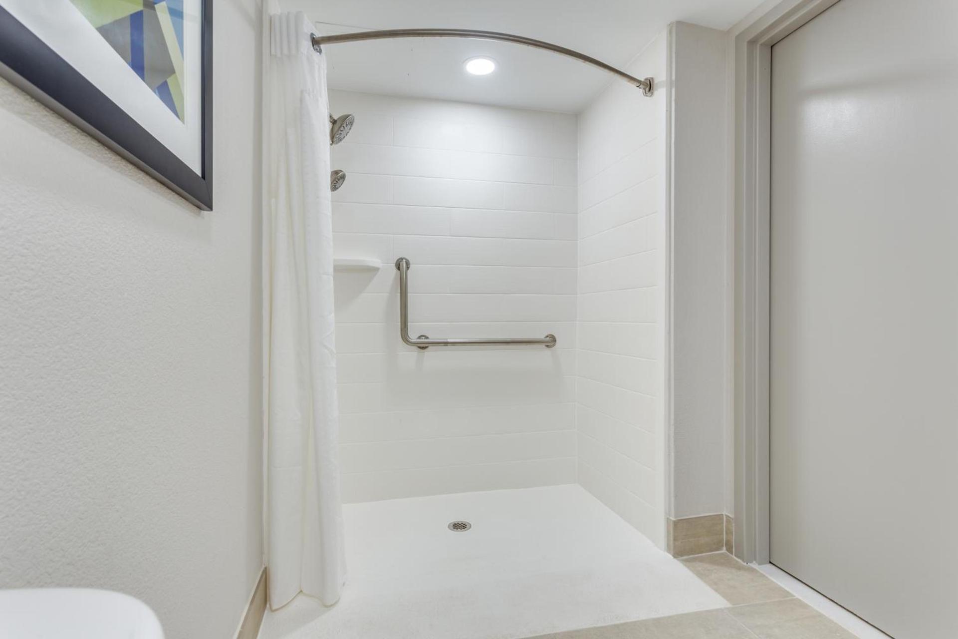 Holiday Inn Express Exton - Great Valley by IHG photo 14