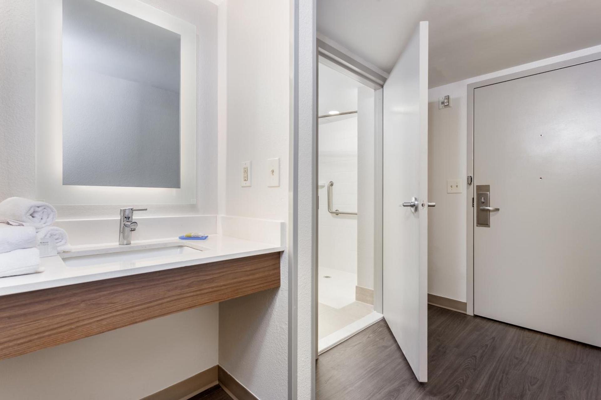 Holiday Inn Express Exton - Great Valley by IHG photo 13