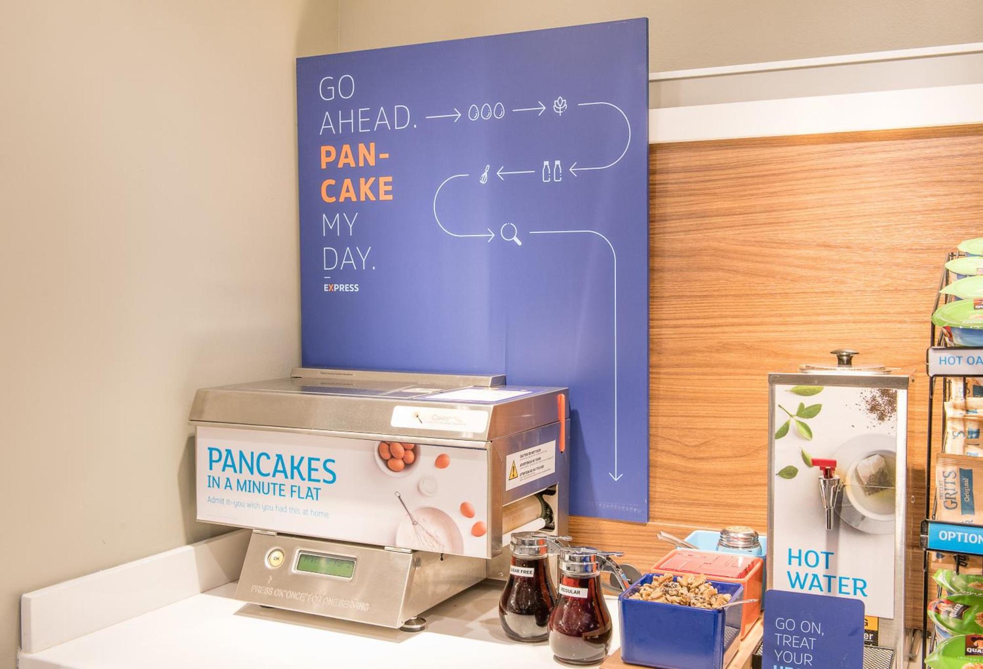 Holiday Inn Express & Suites Columbia-I-26 @ Harbison Blvd by IHG photo 38