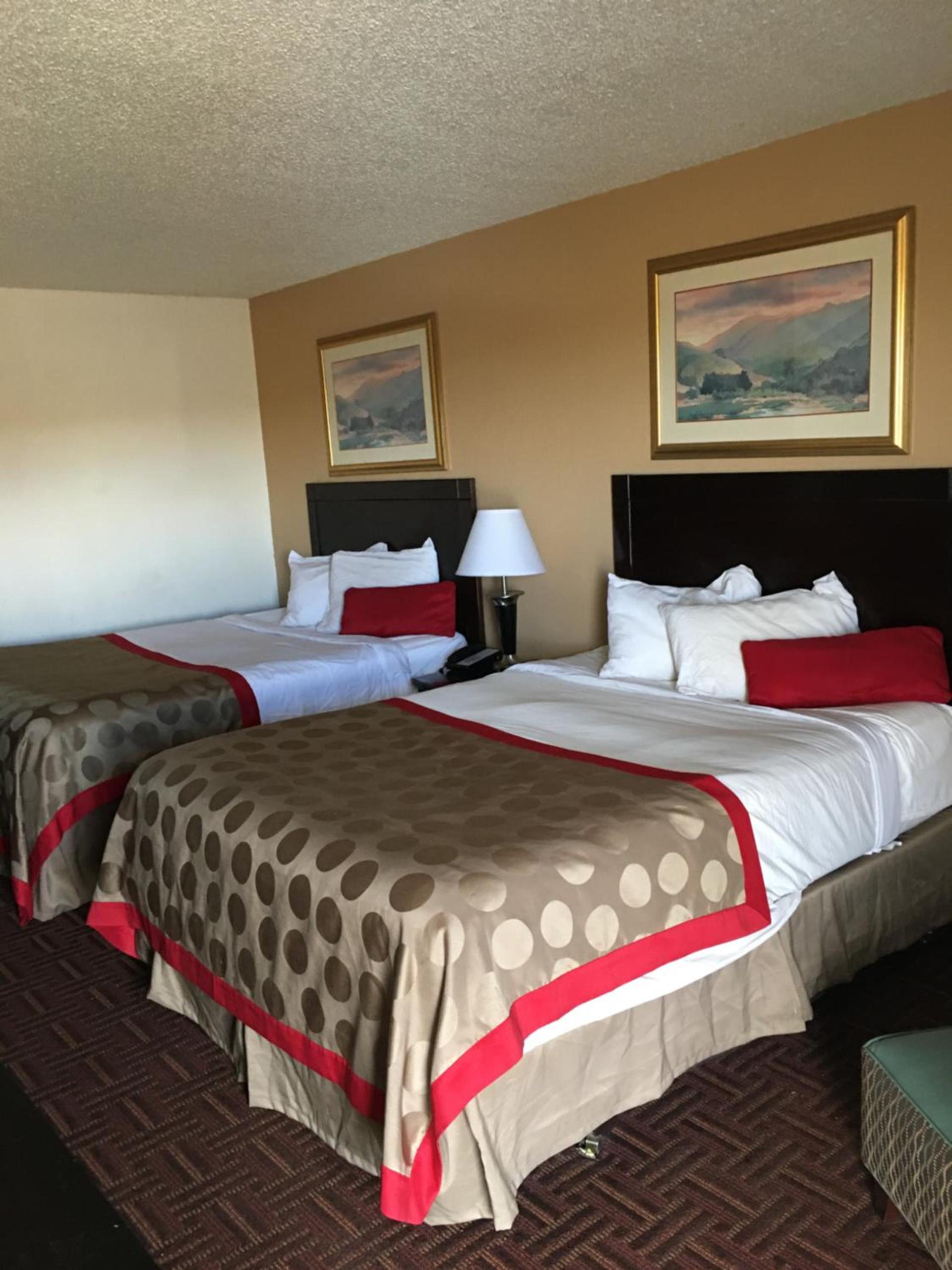 Budget Inn Laramie photo 8