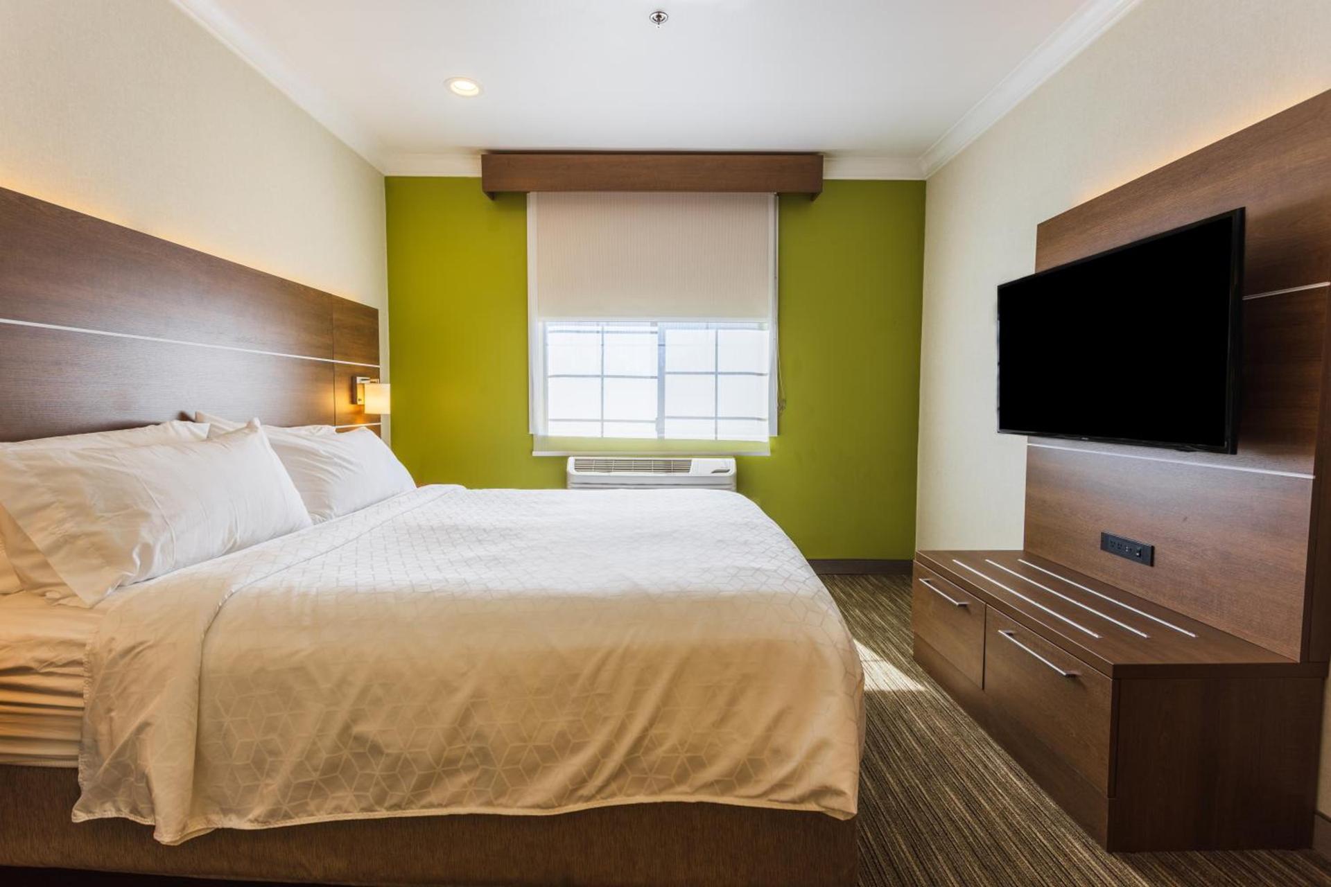 Holiday Inn Express Davis-University Area by IHG photo 41