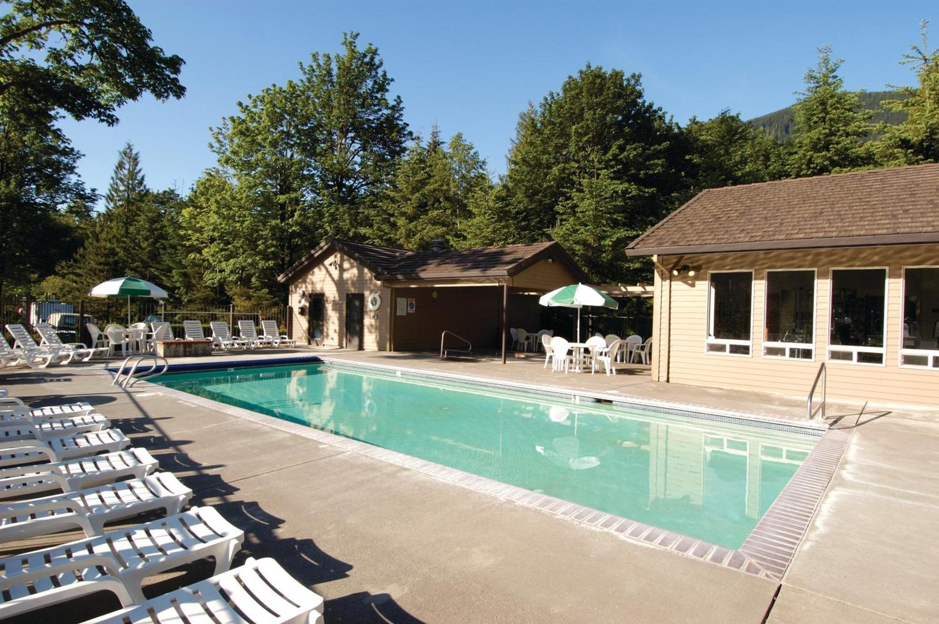 Whispering Woods Resort photo 36