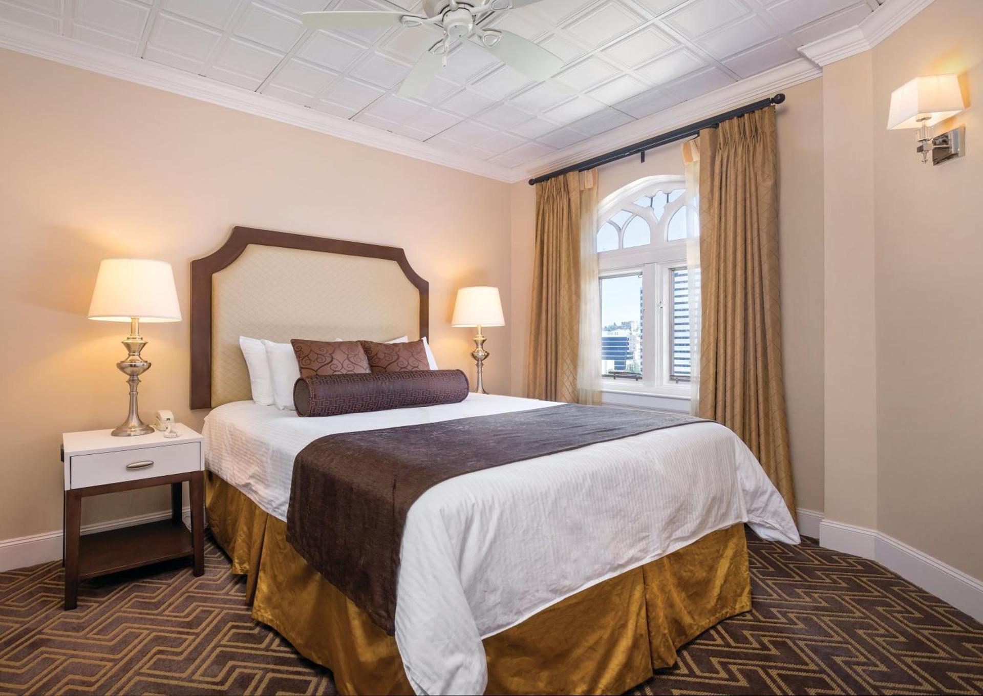 WorldMark Seattle - The Camlin photo 40