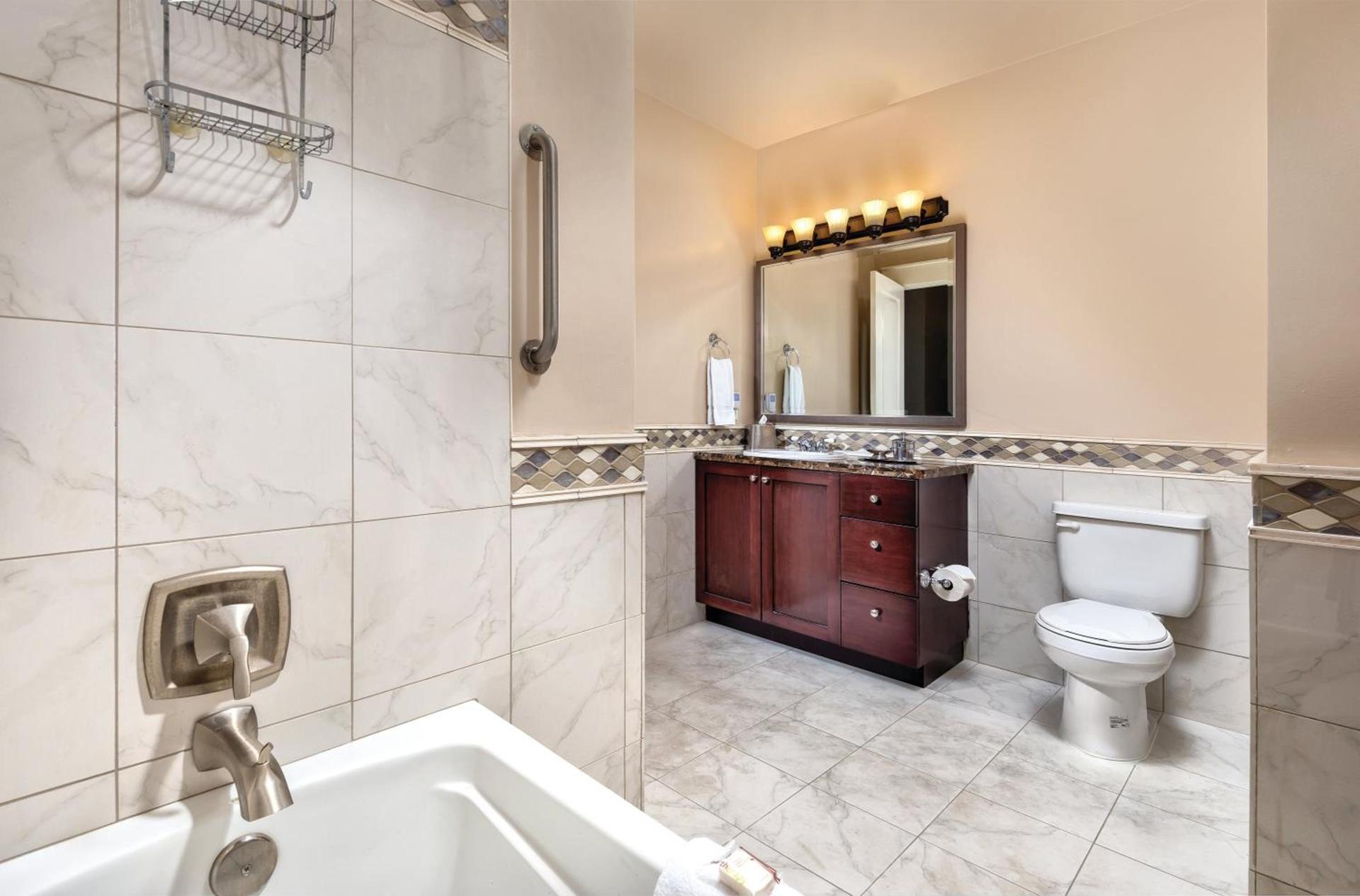 WorldMark Seattle - The Camlin photo 44