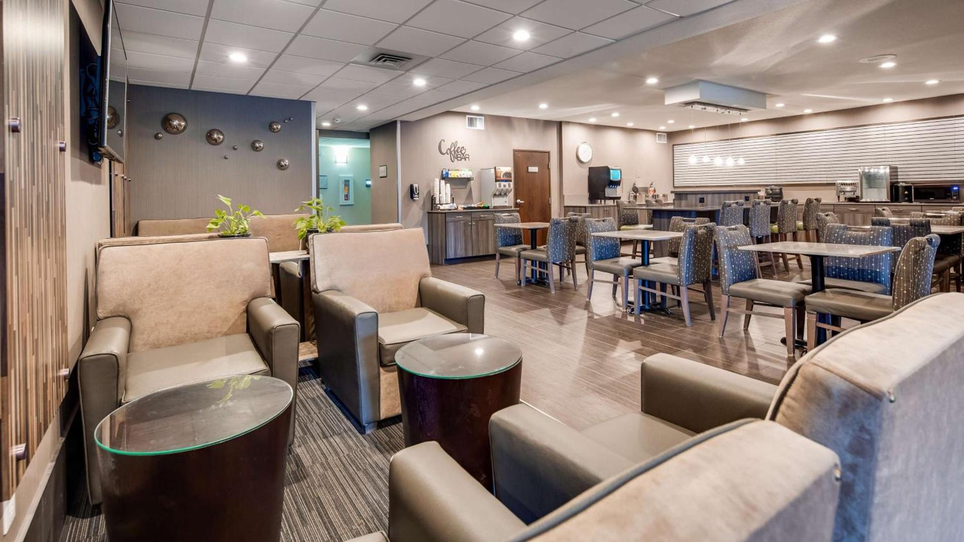 Best Western Plus Spokane North photo 6