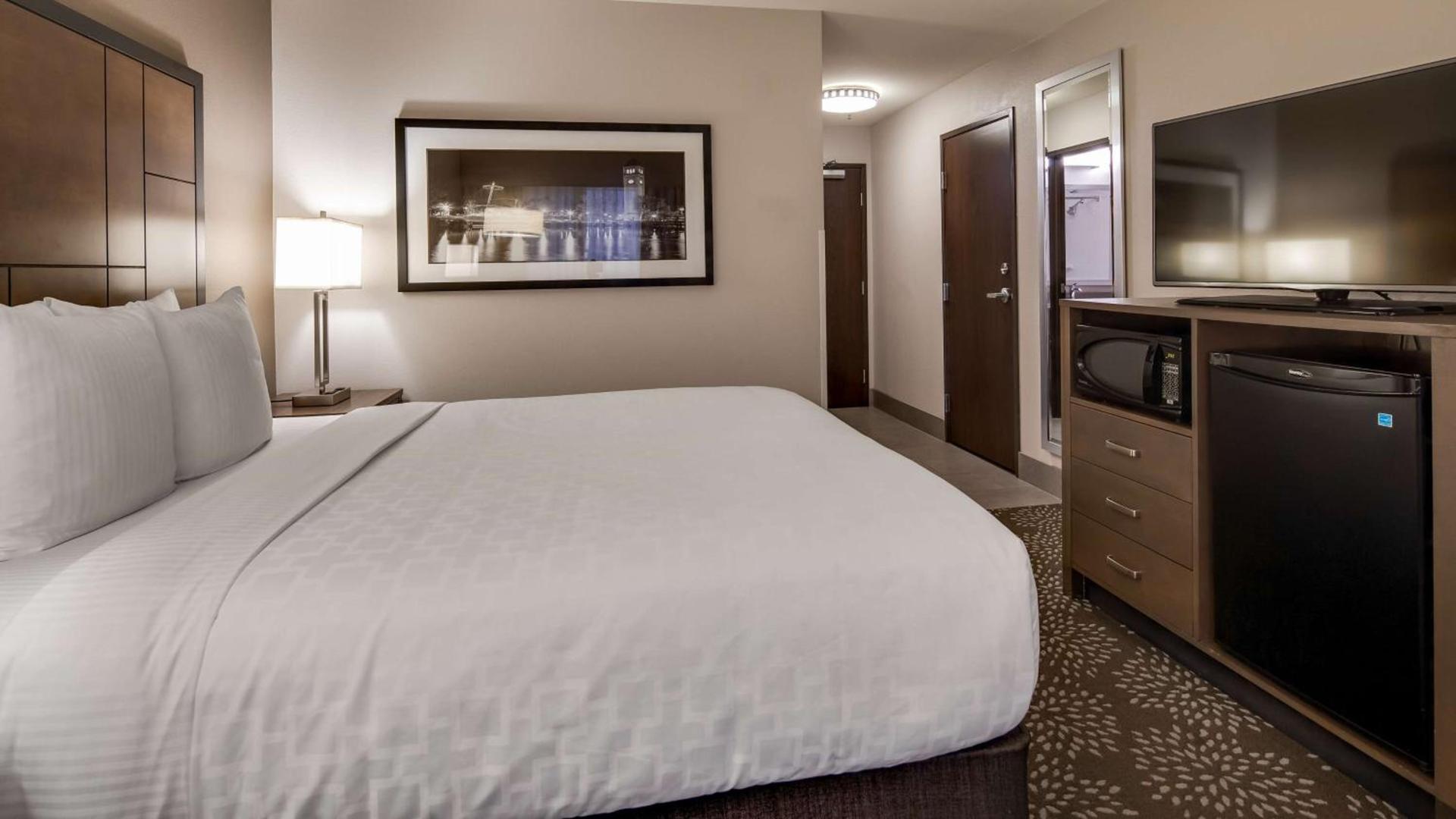 Best Western Plus Spokane North photo 17