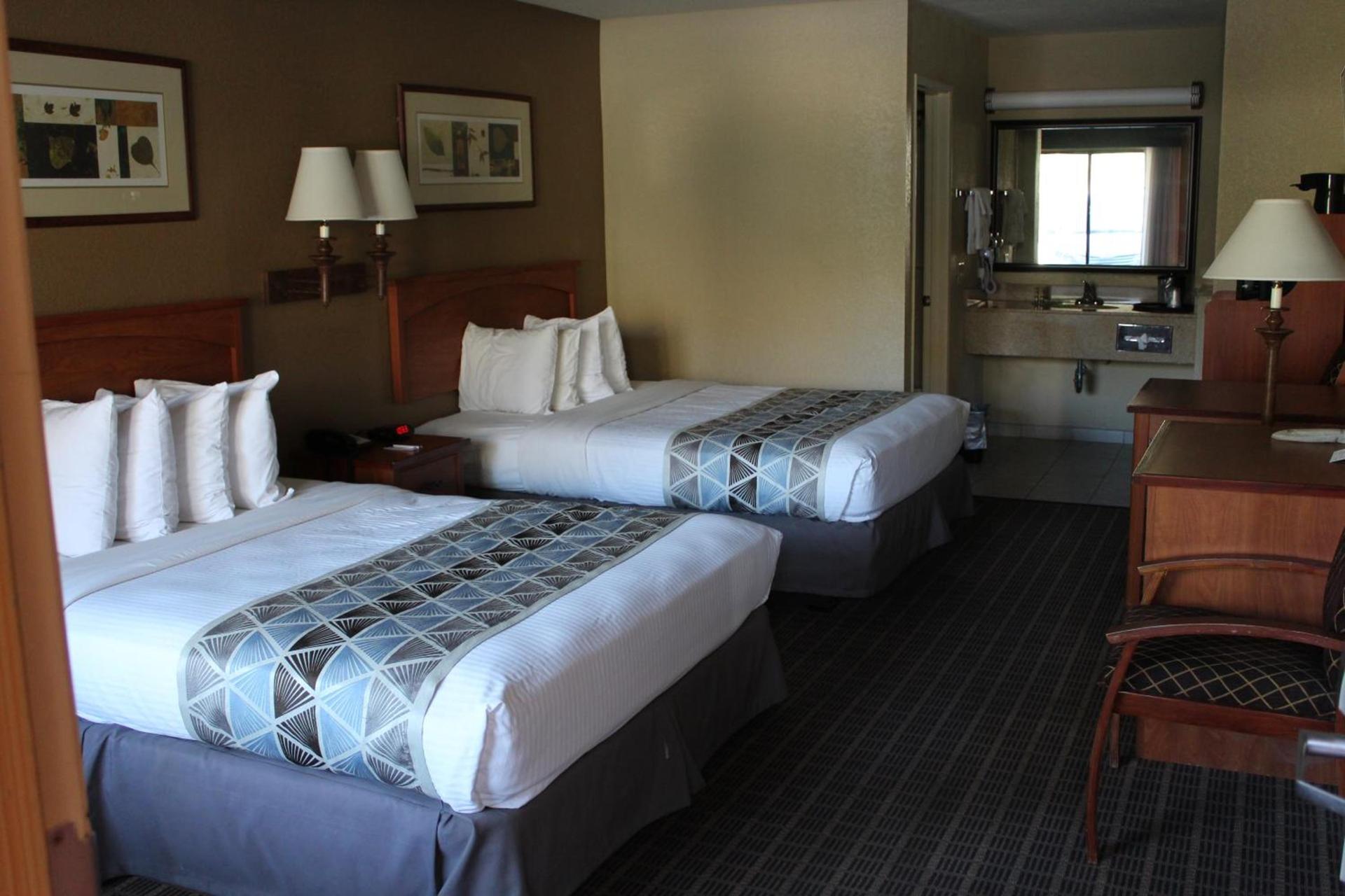 Cajon Pass Inn photo 20