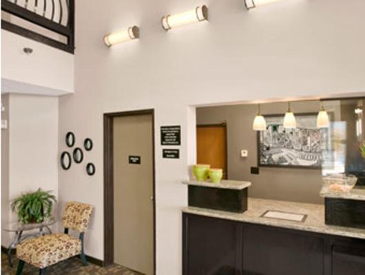 Super 8 by Wyndham Stafford/Springfield Area photo 15