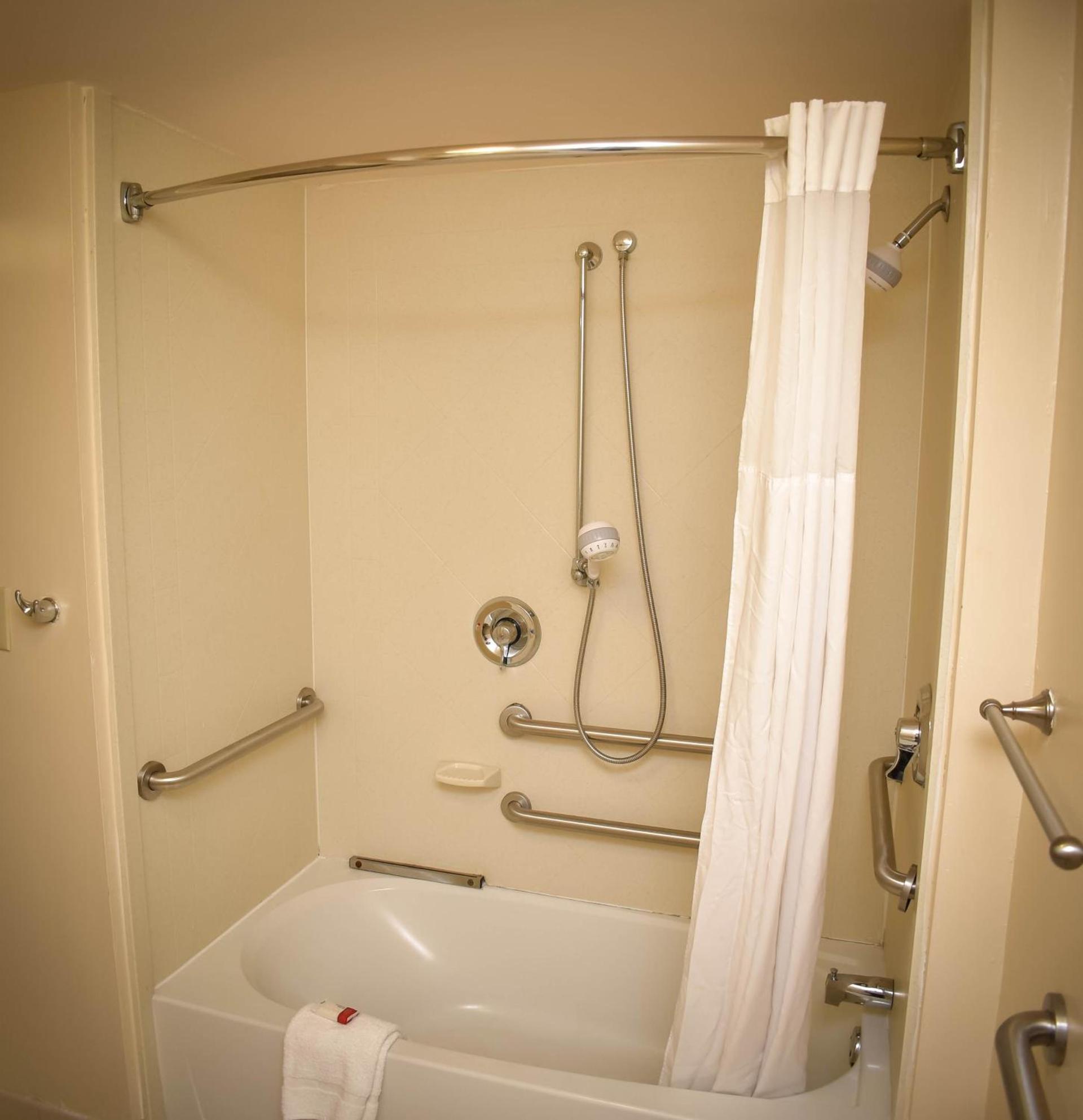 Park Inn by Radisson, Columbus State University Area photo 37
