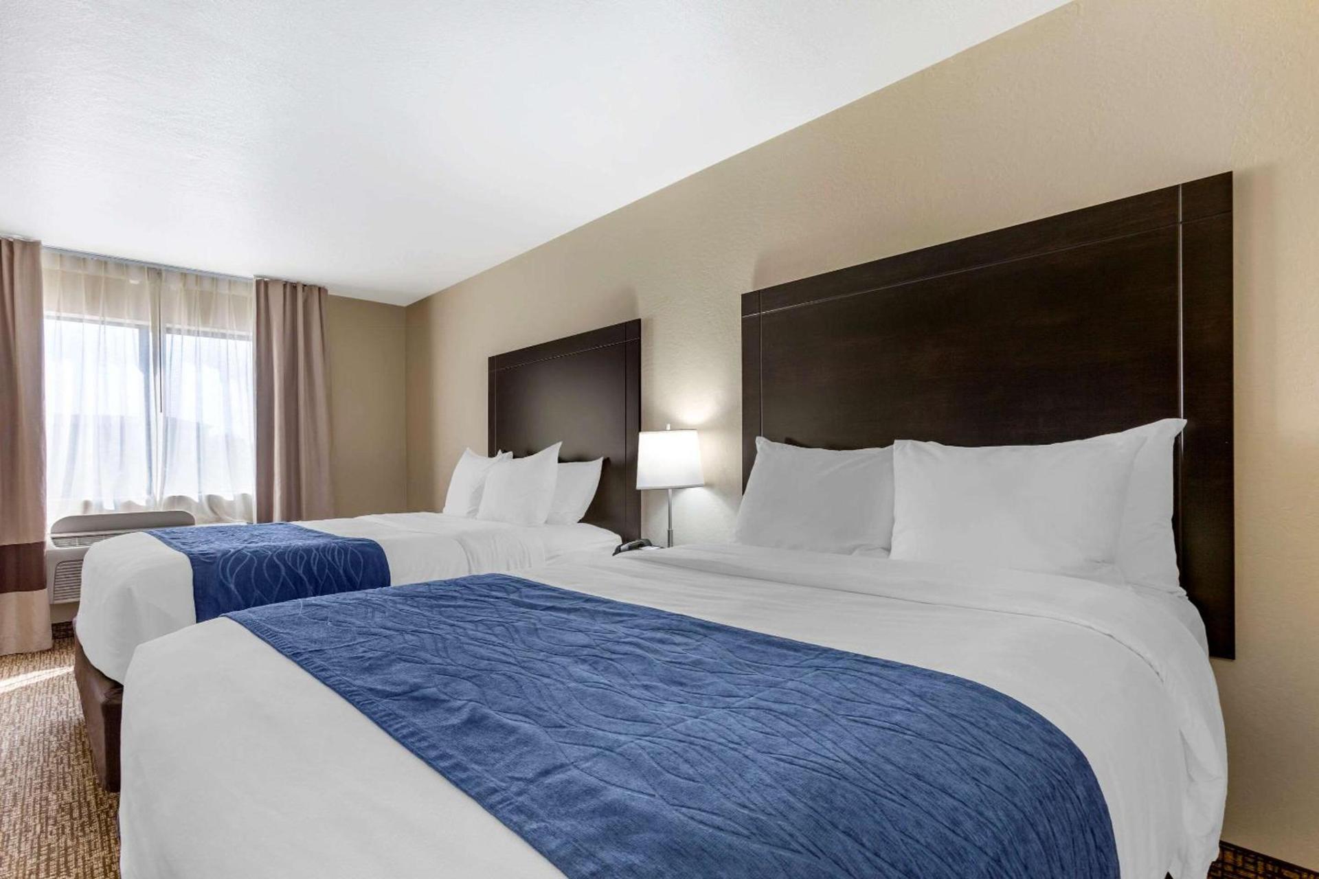 Comfort Inn & Suites Surprise Near Sun City West photo 36