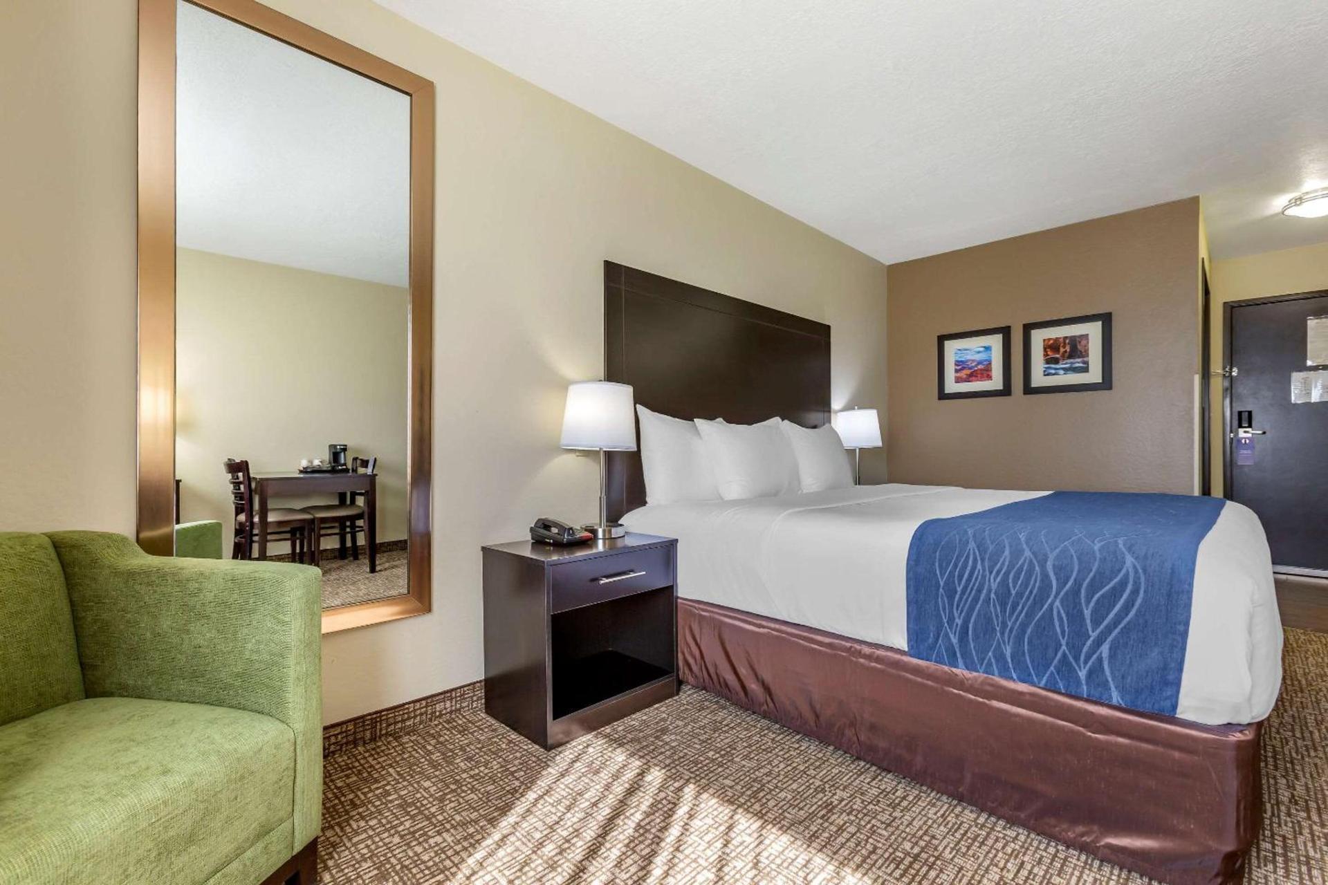 Comfort Inn & Suites Surprise Near Sun City West photo 43