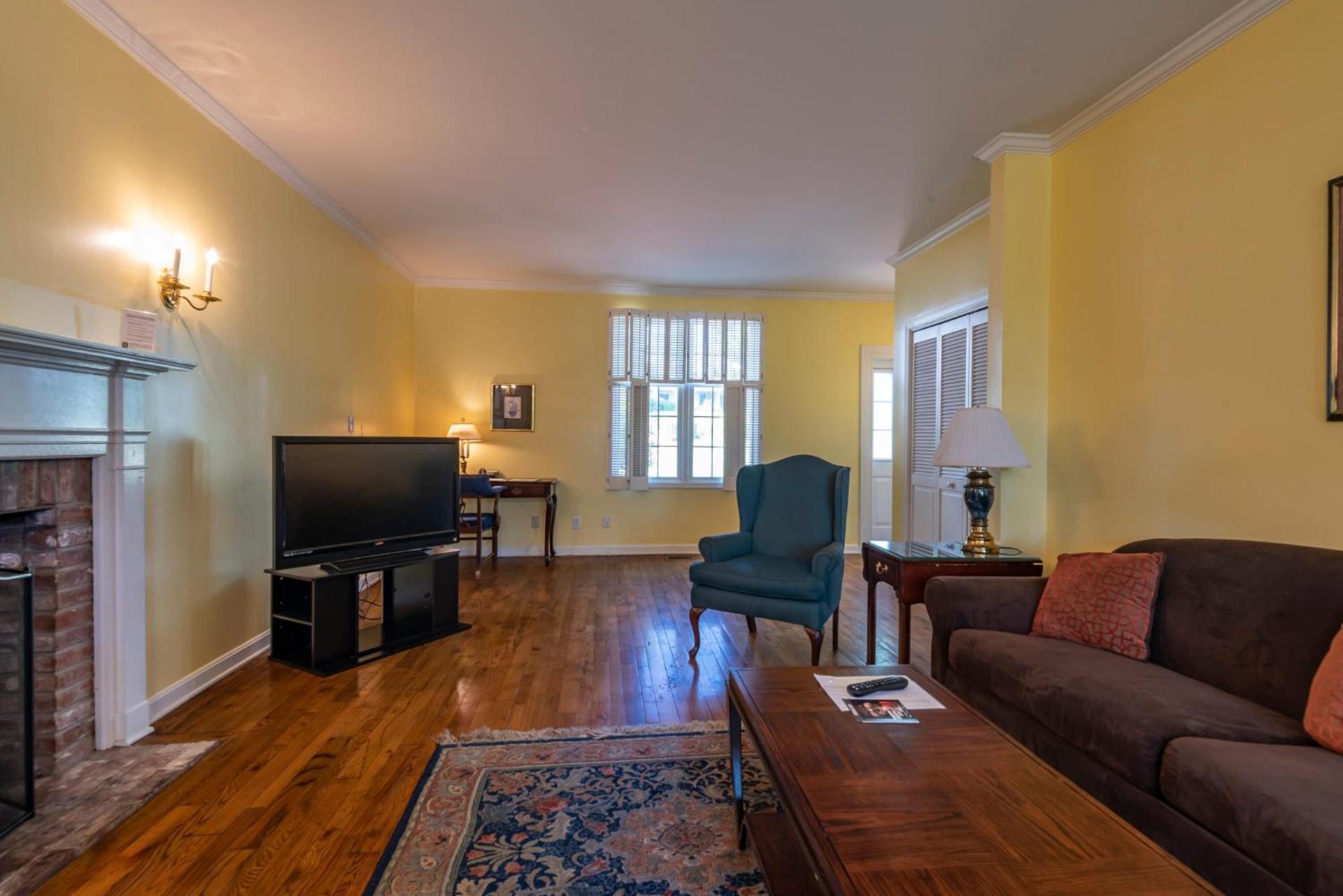 Century Suites Hotel photo 11