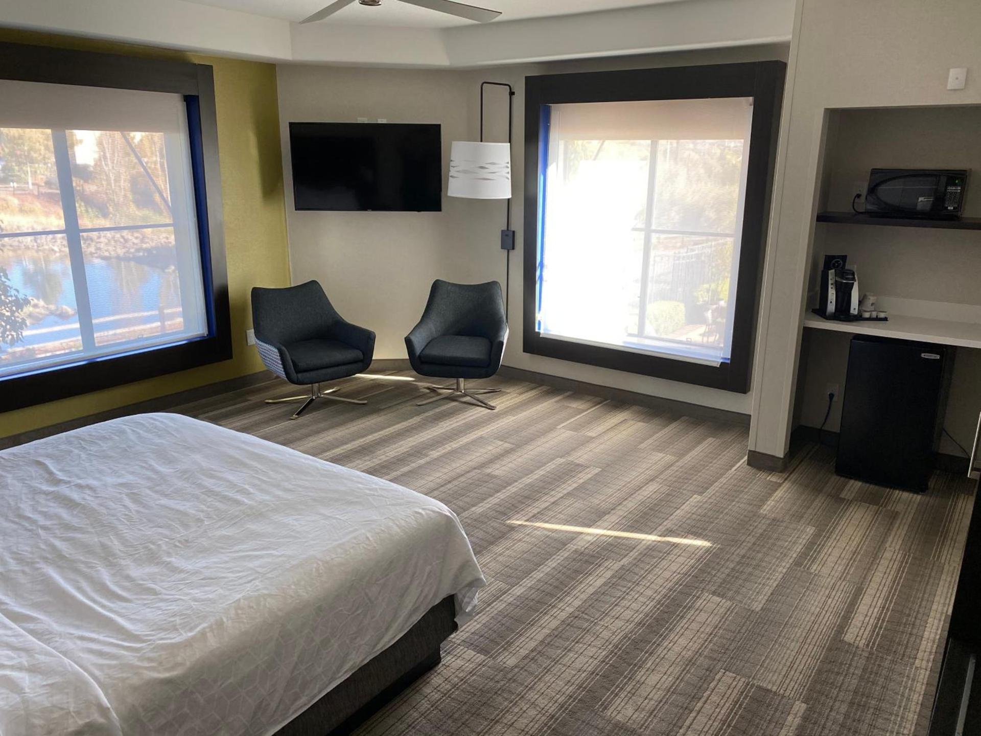 Holiday Inn Express Hotel & Suites El Dorado Hills by IHG photo 47