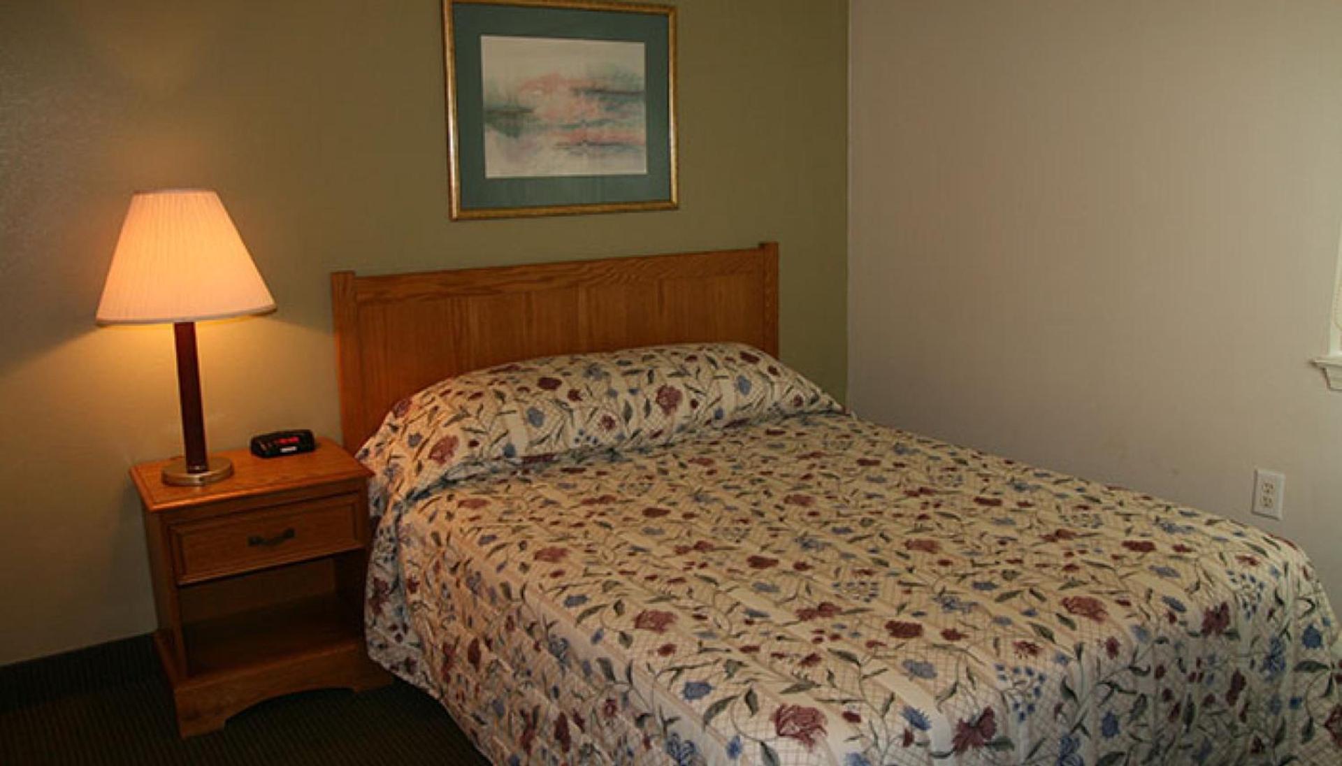 Affordable Suites Shelby photo 11
