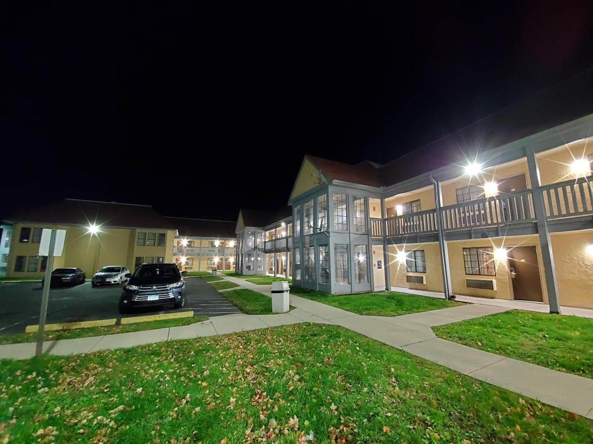 Travel Inn Motel photo 8