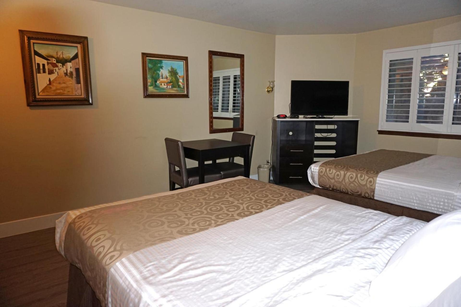 Travelodge by Wyndham Concord photo 25