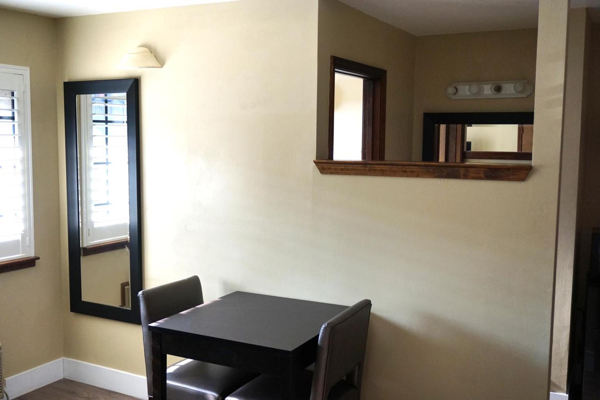 Travelodge by Wyndham Concord photo 24