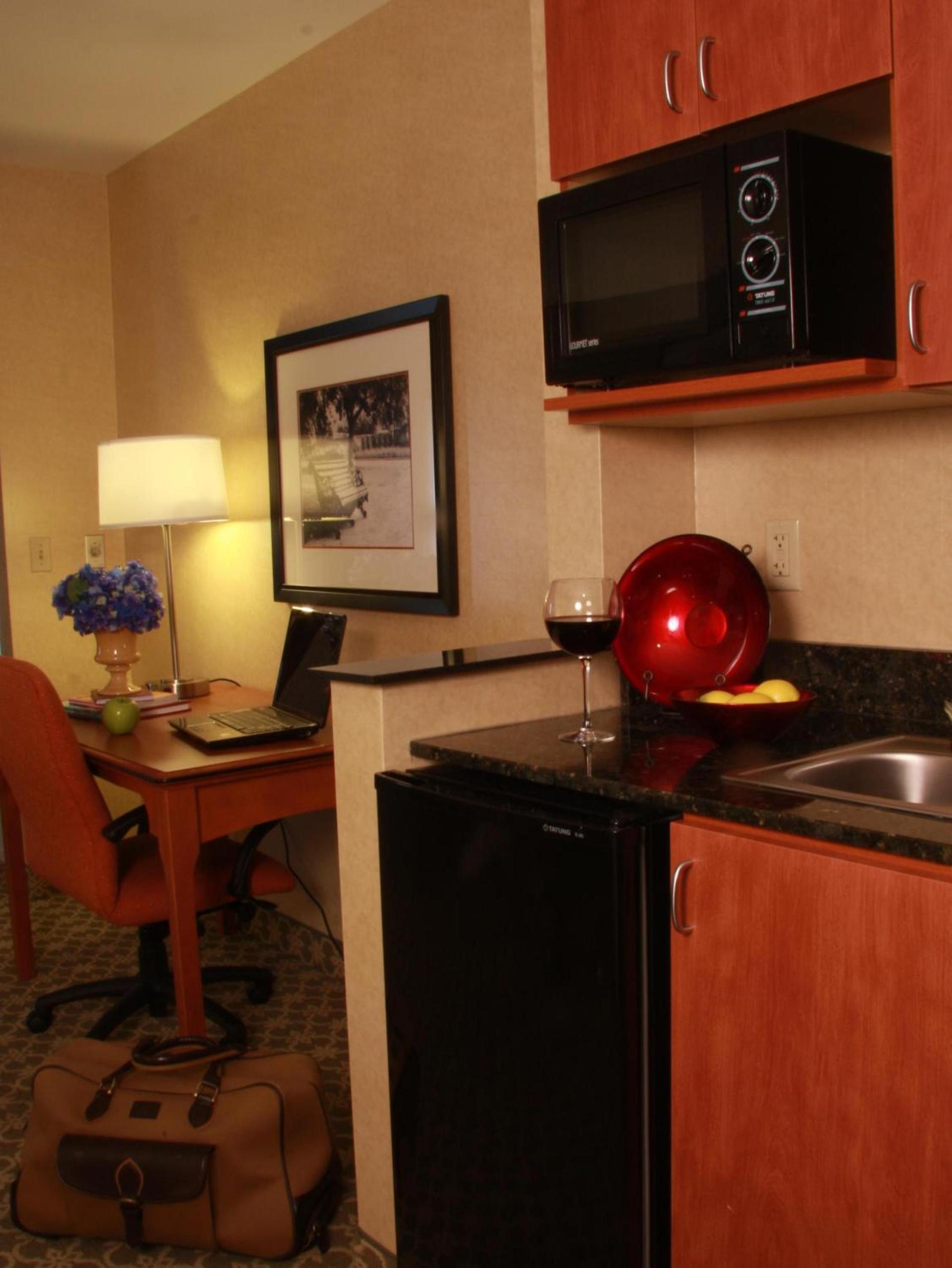 Holiday Inn Express & Suites Carbondale - University Area photo 30