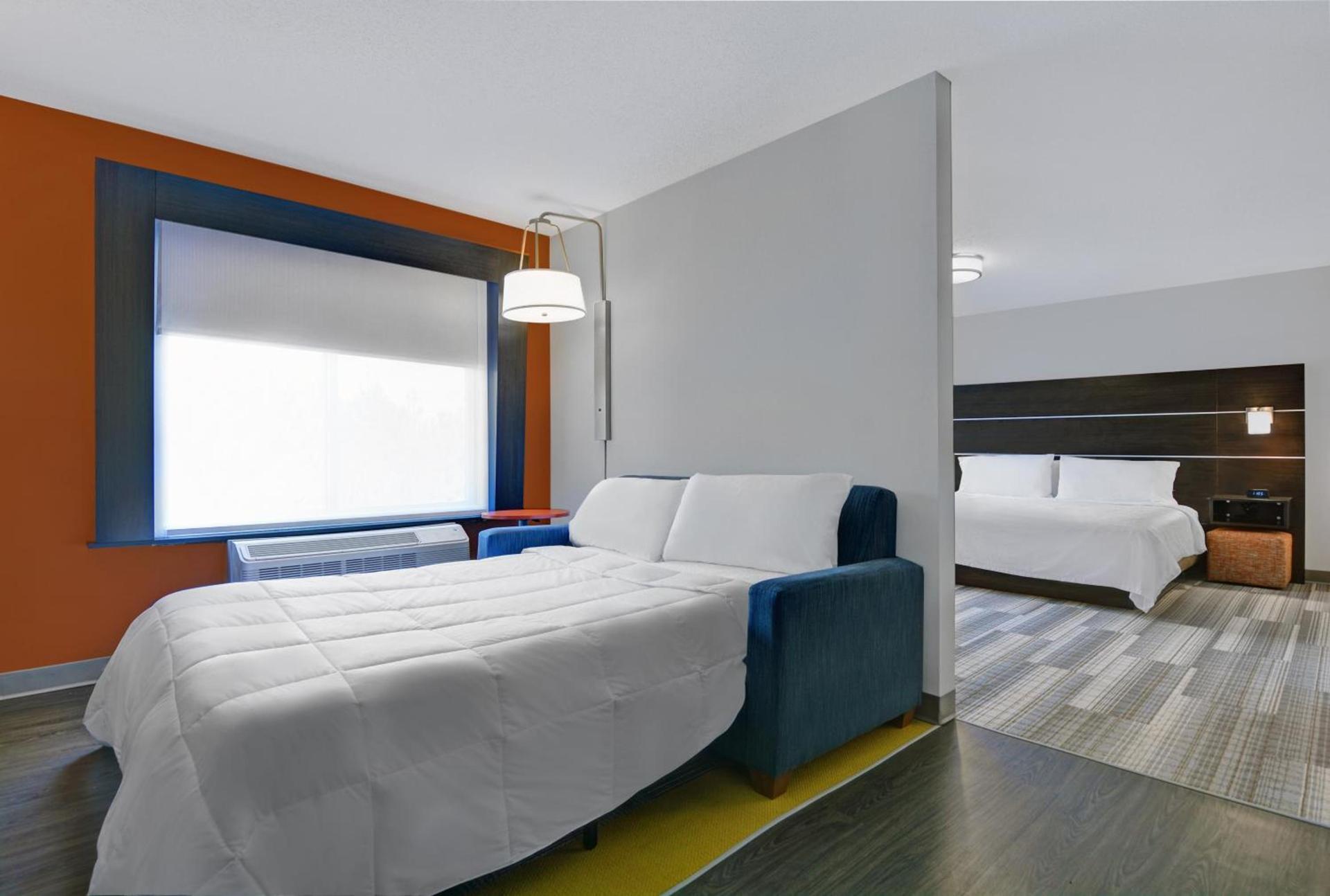 Holiday Inn Express Atmore by IHG photo 7