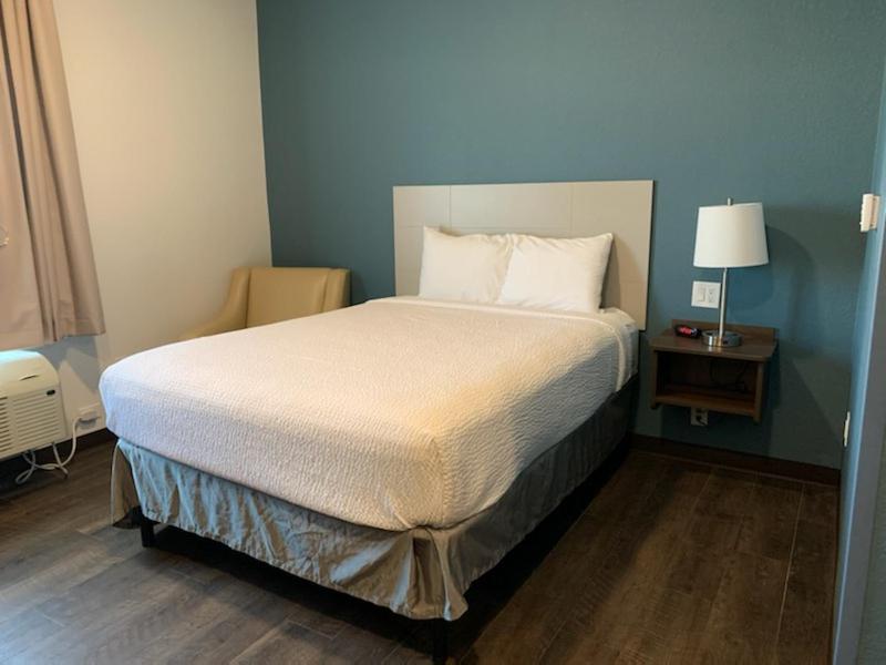 Candlewood Suites Pecos by IHG photo 33