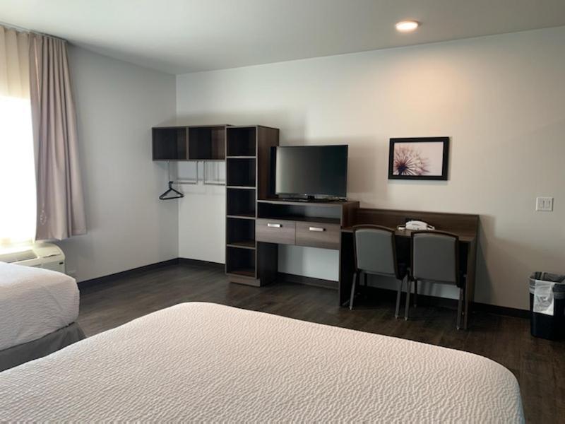Candlewood Suites Pecos by IHG photo 30