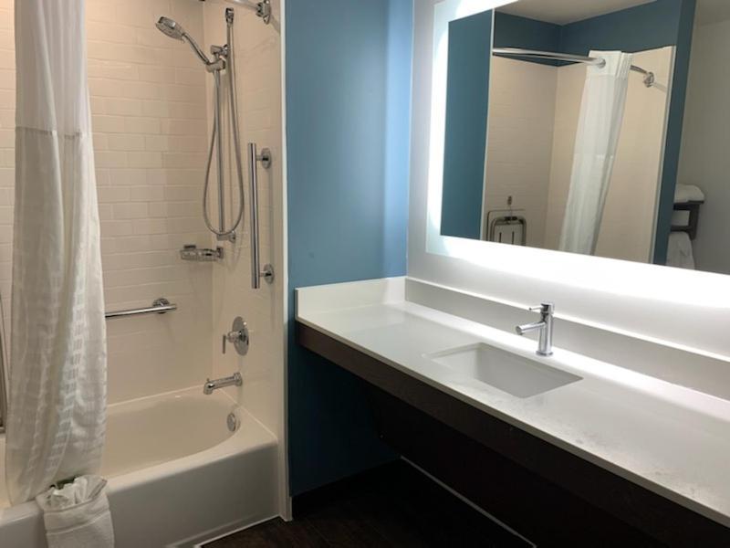 Candlewood Suites Pecos by IHG photo 20