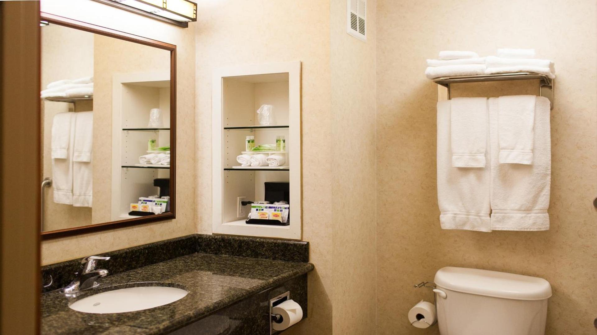 Holiday Inn Express Turlock by IHG photo 57