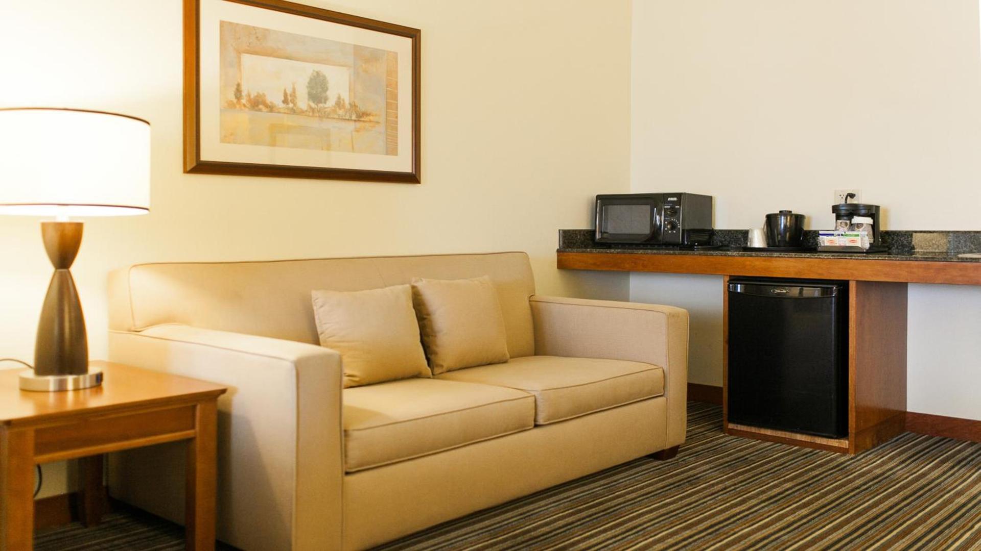Holiday Inn Express Turlock by IHG photo 61