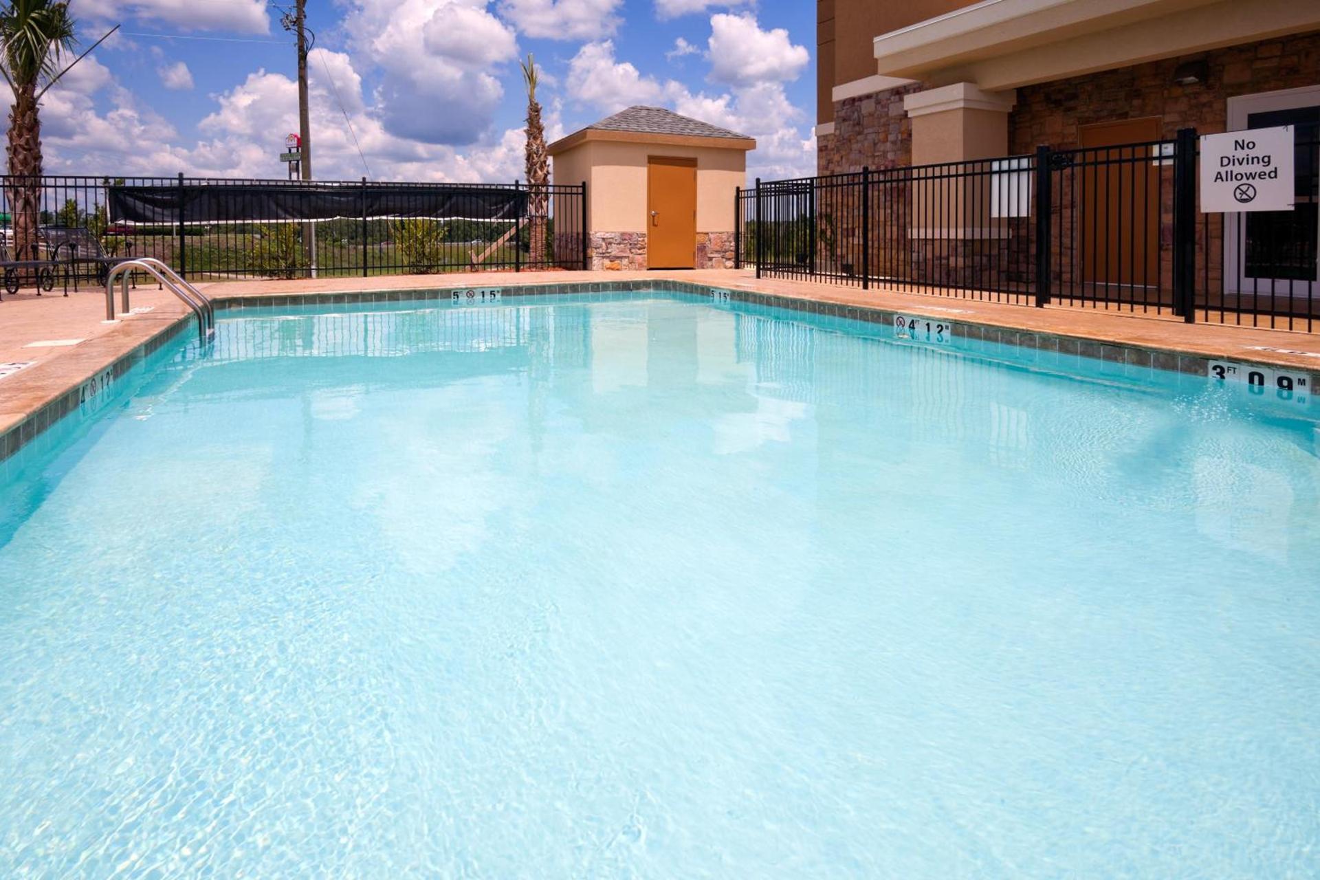 Holiday Inn Express Atmore by IHG photo 38