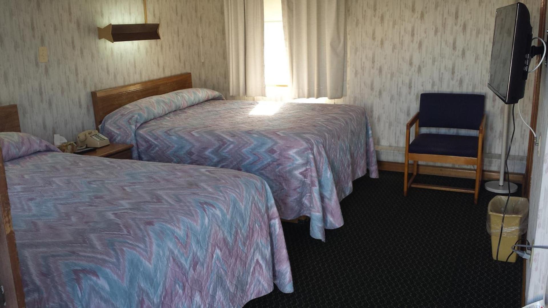 Sunset Inn photo 11