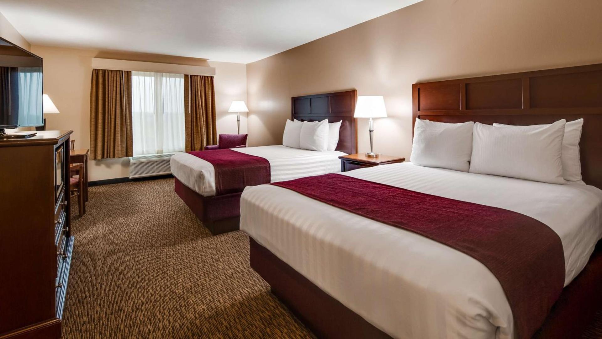 Best Western Plus Grapevine Inn photo 43