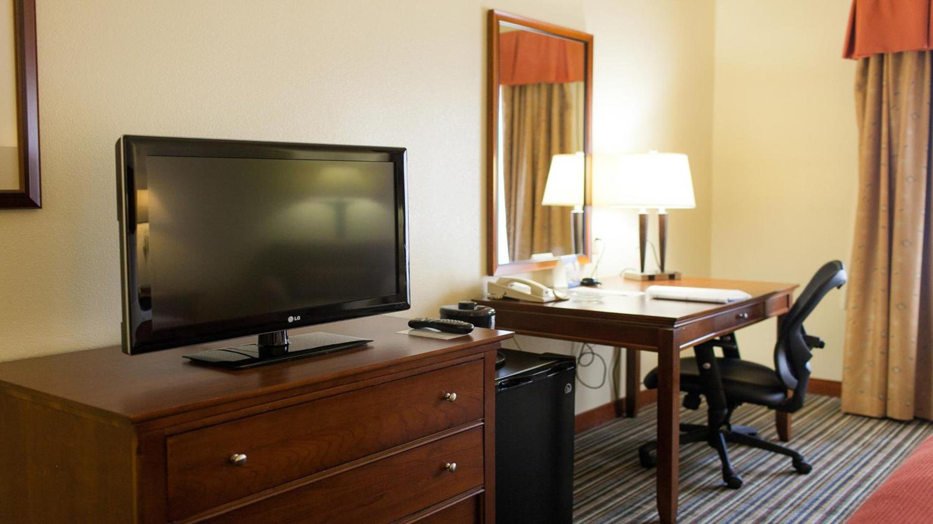 Holiday Inn Express Turlock by IHG photo 33
