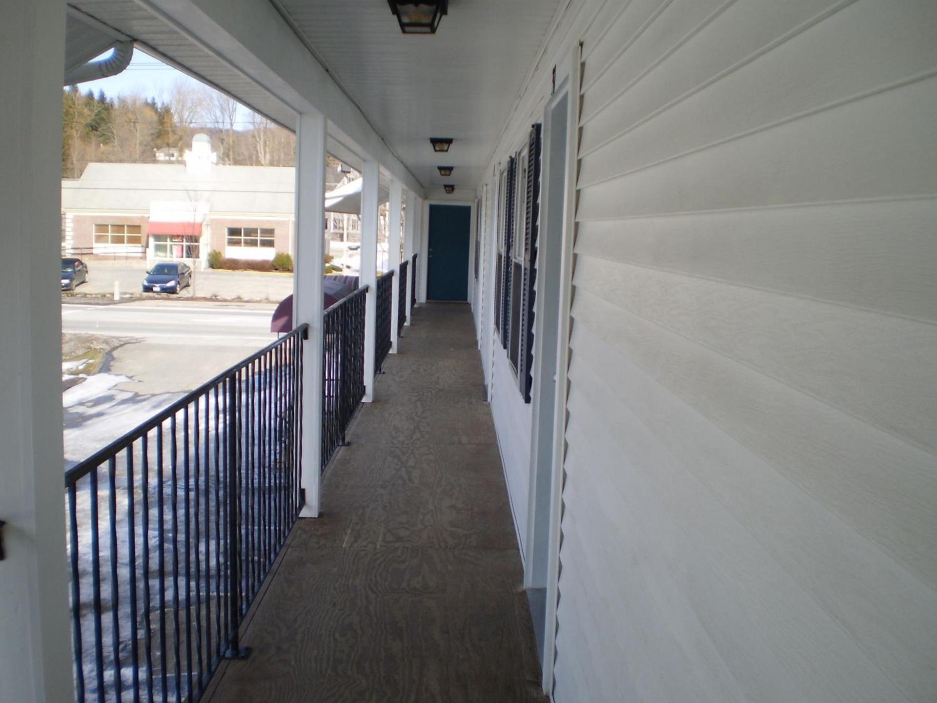 Sunset Inn photo 9