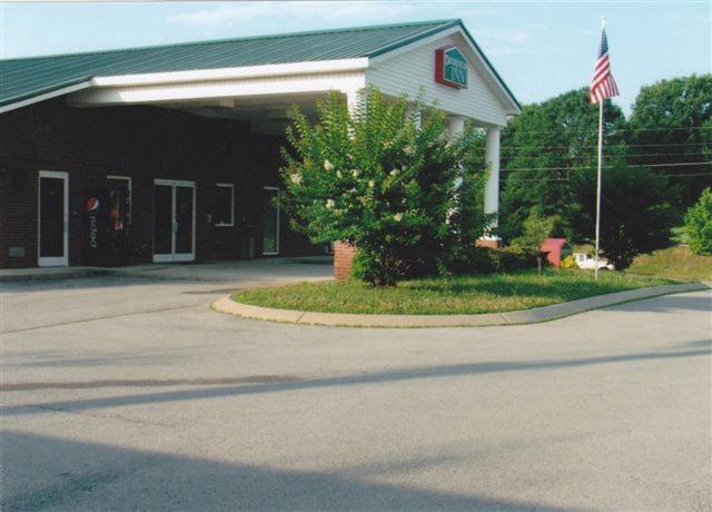 Deerfield Inn photo 1