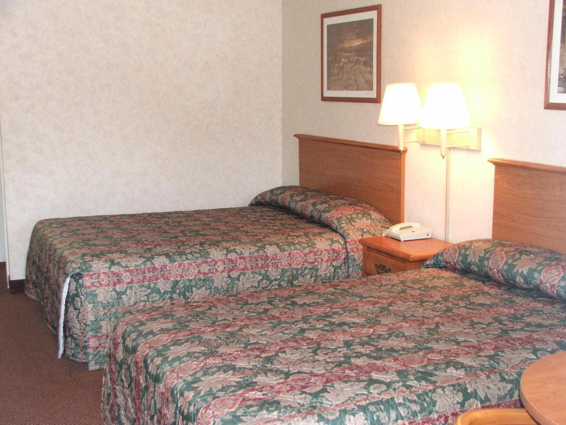 Deerfield Inn photo 3