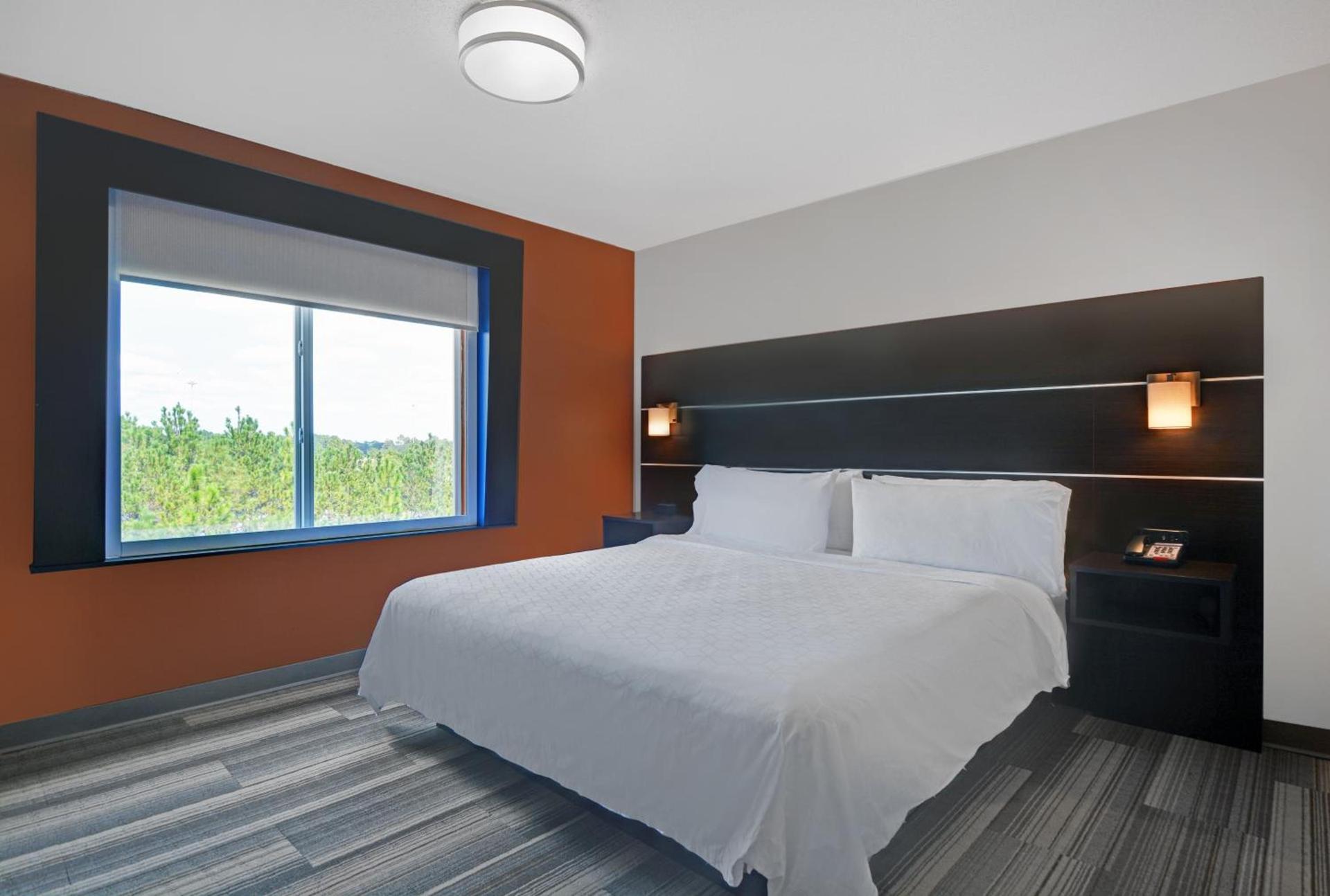 Holiday Inn Express Atmore by IHG photo 36