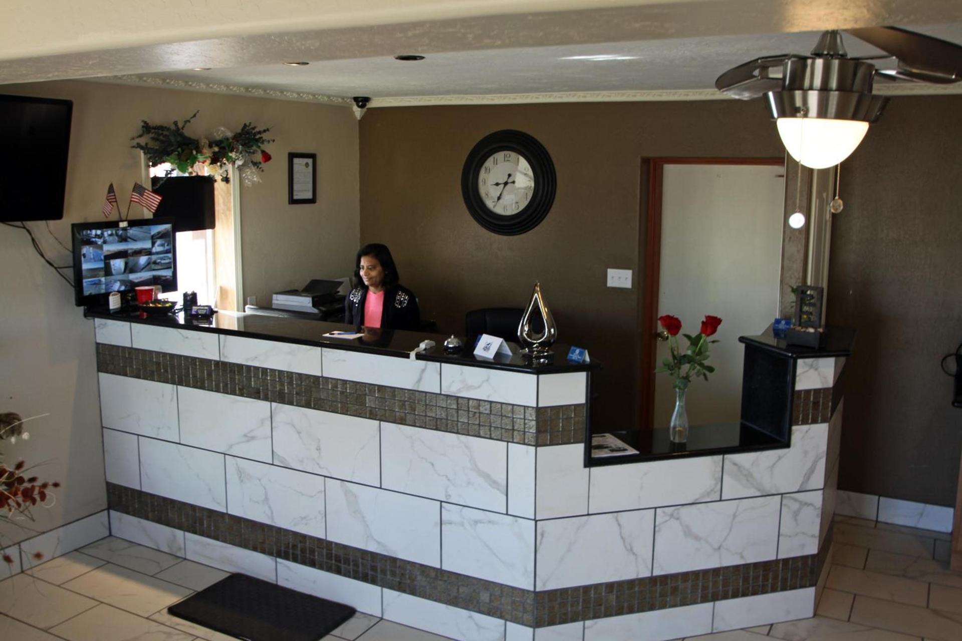 Executive Inn Snyder photo 46
