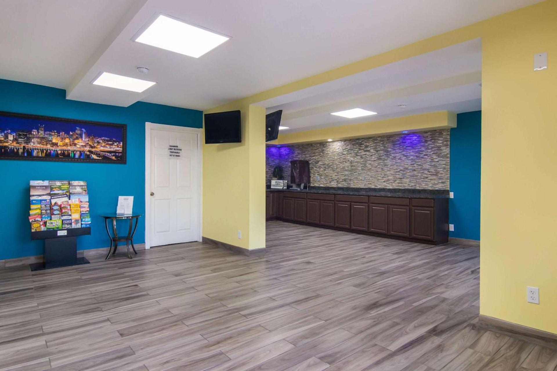 Rodeway Inn & Suites Monroeville-Pittsburgh photo 7