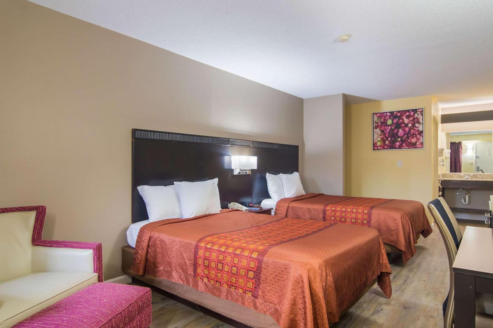 Rodeway Inn & Suites Monroeville-Pittsburgh photo 15