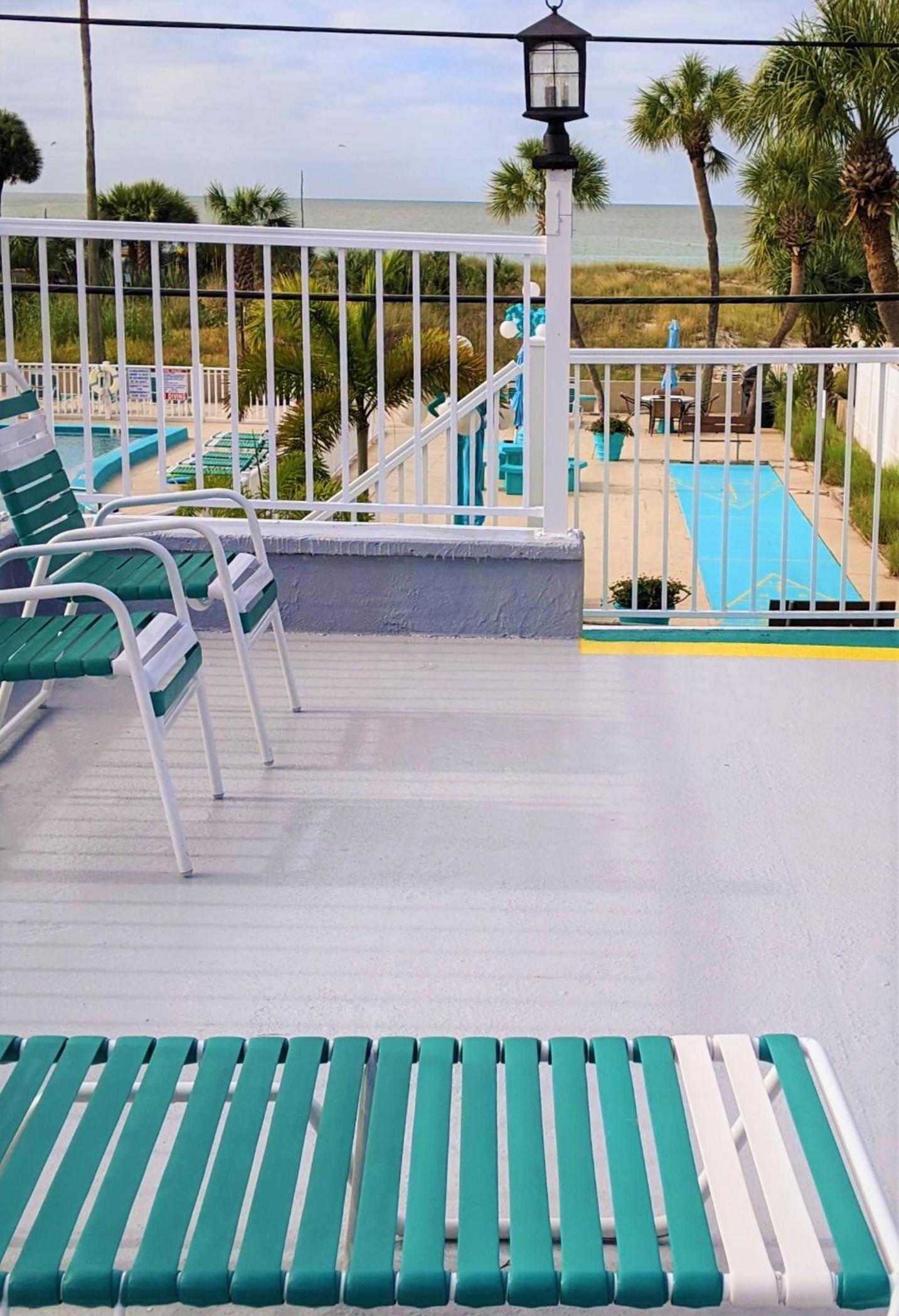 Johns Pass Beach Motel photo 1