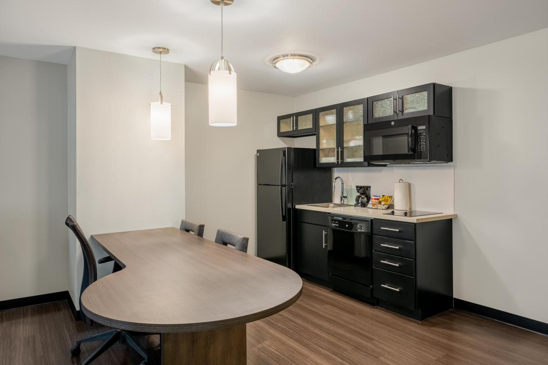 Candlewood Suites Cookeville by IHG photo 25
