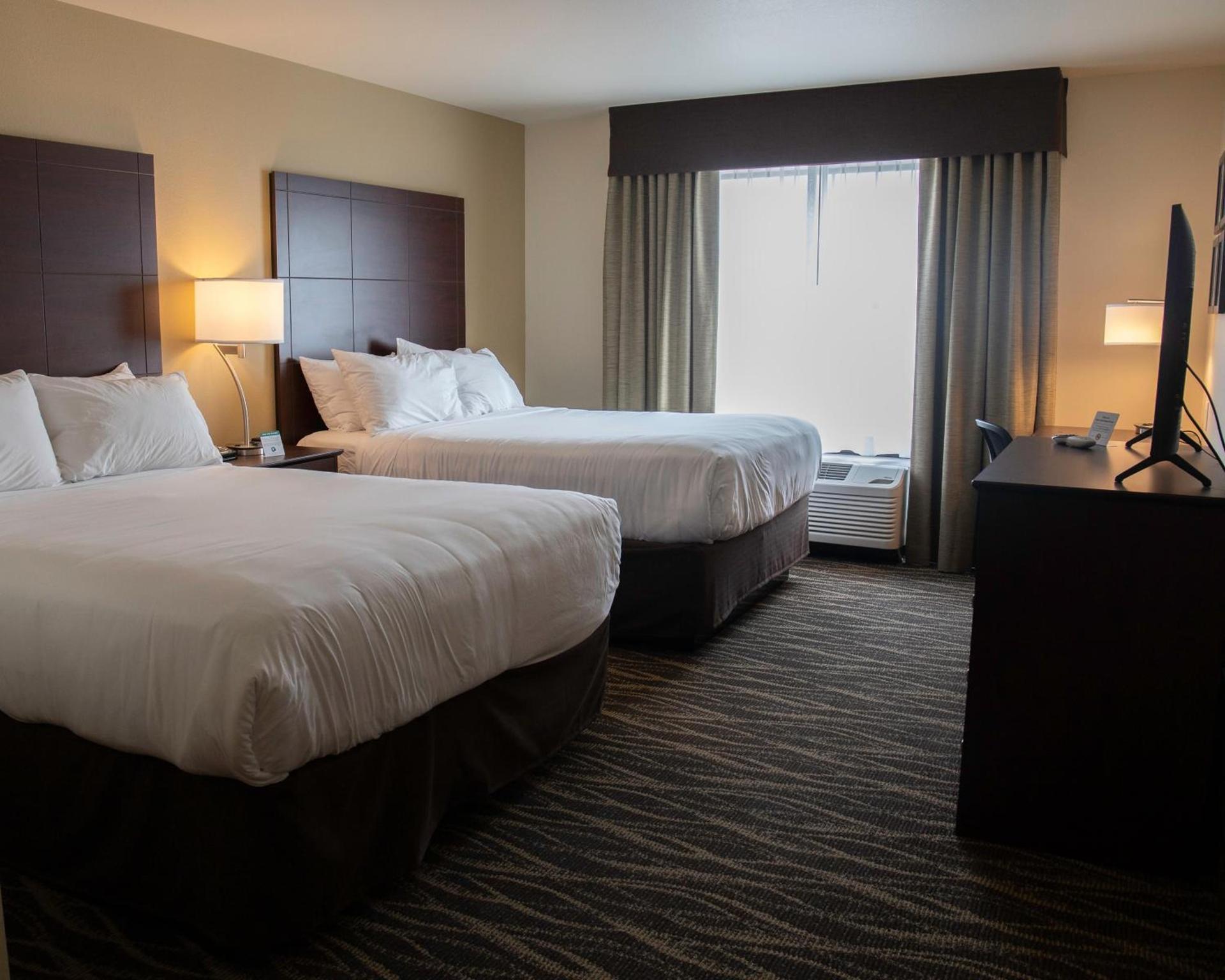 Cobblestone Hotel & Suites - Two Rivers photo 54
