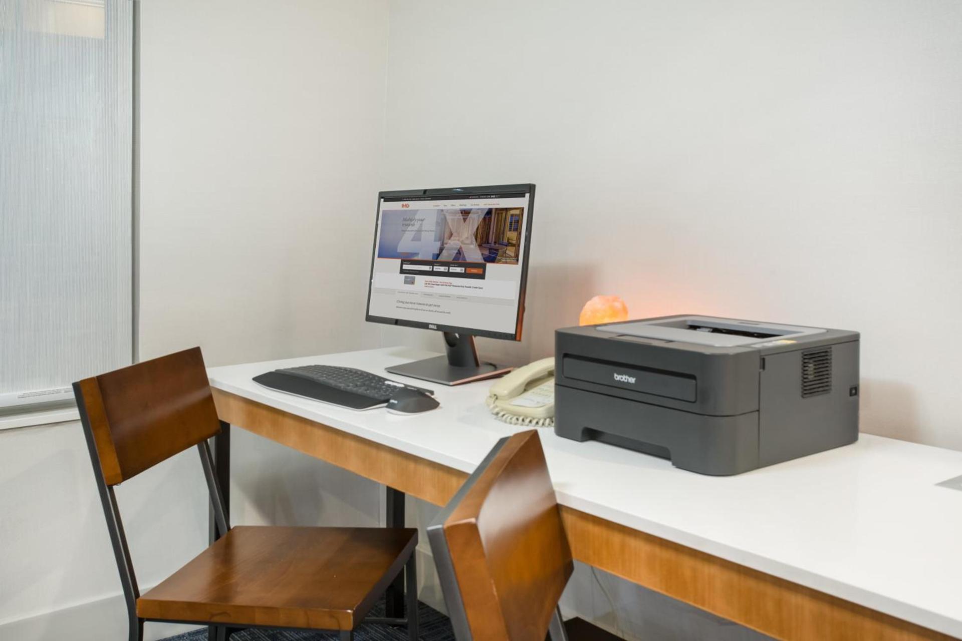 Holiday Inn Express & Suites Ft Collins by IHG photo 14